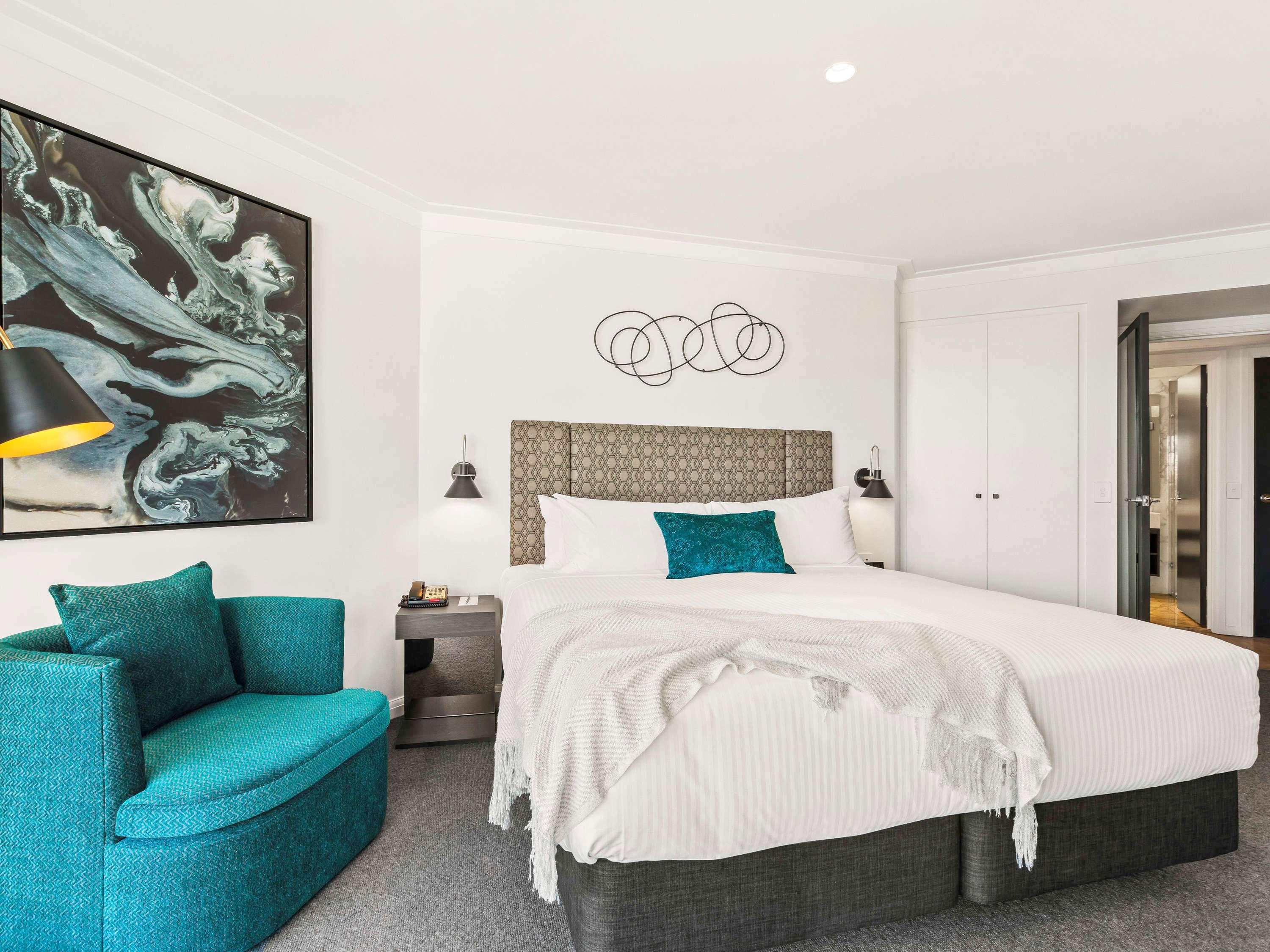 Suite Deluxe King Bed