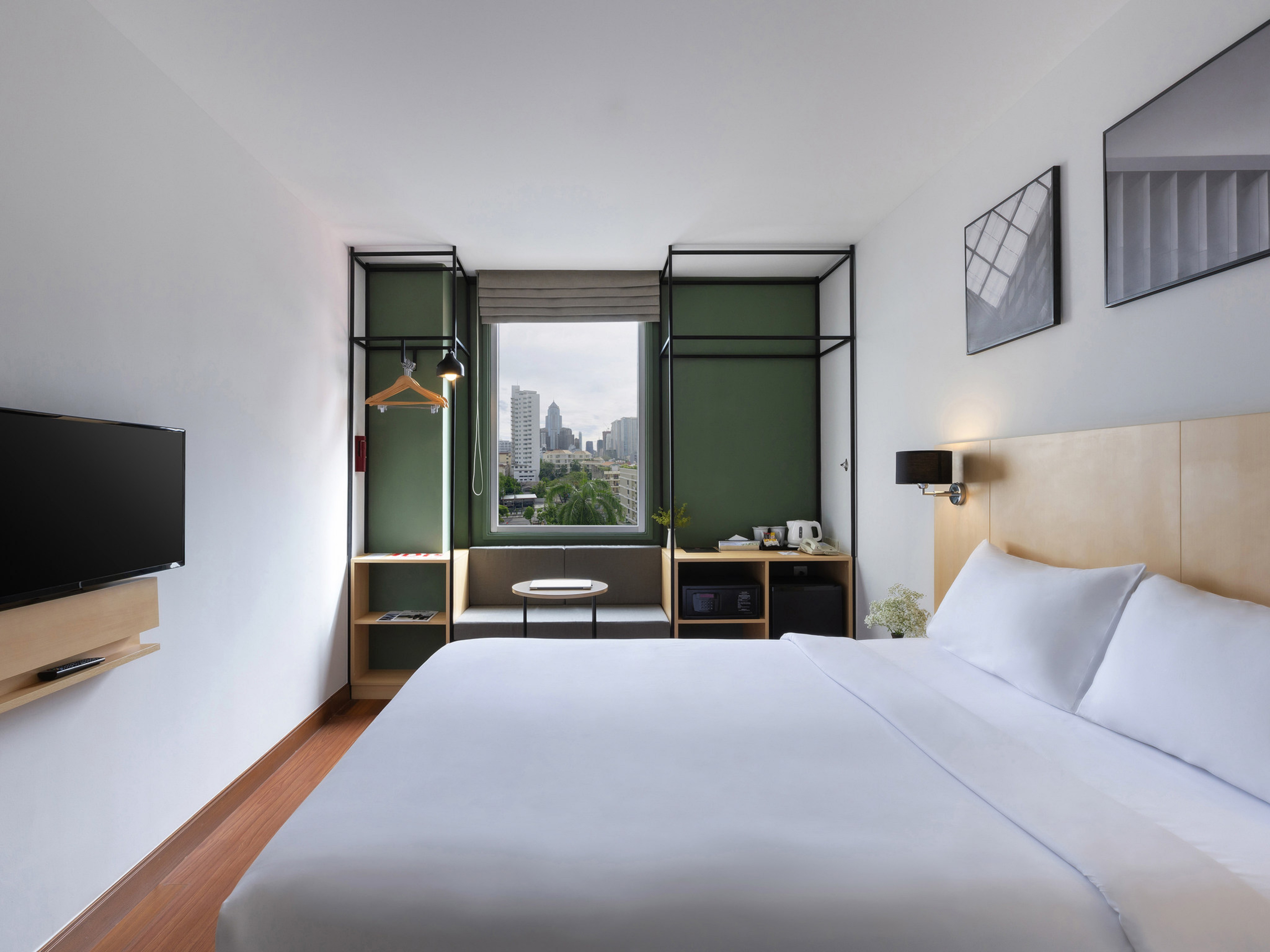 Double Superior Queen Bed