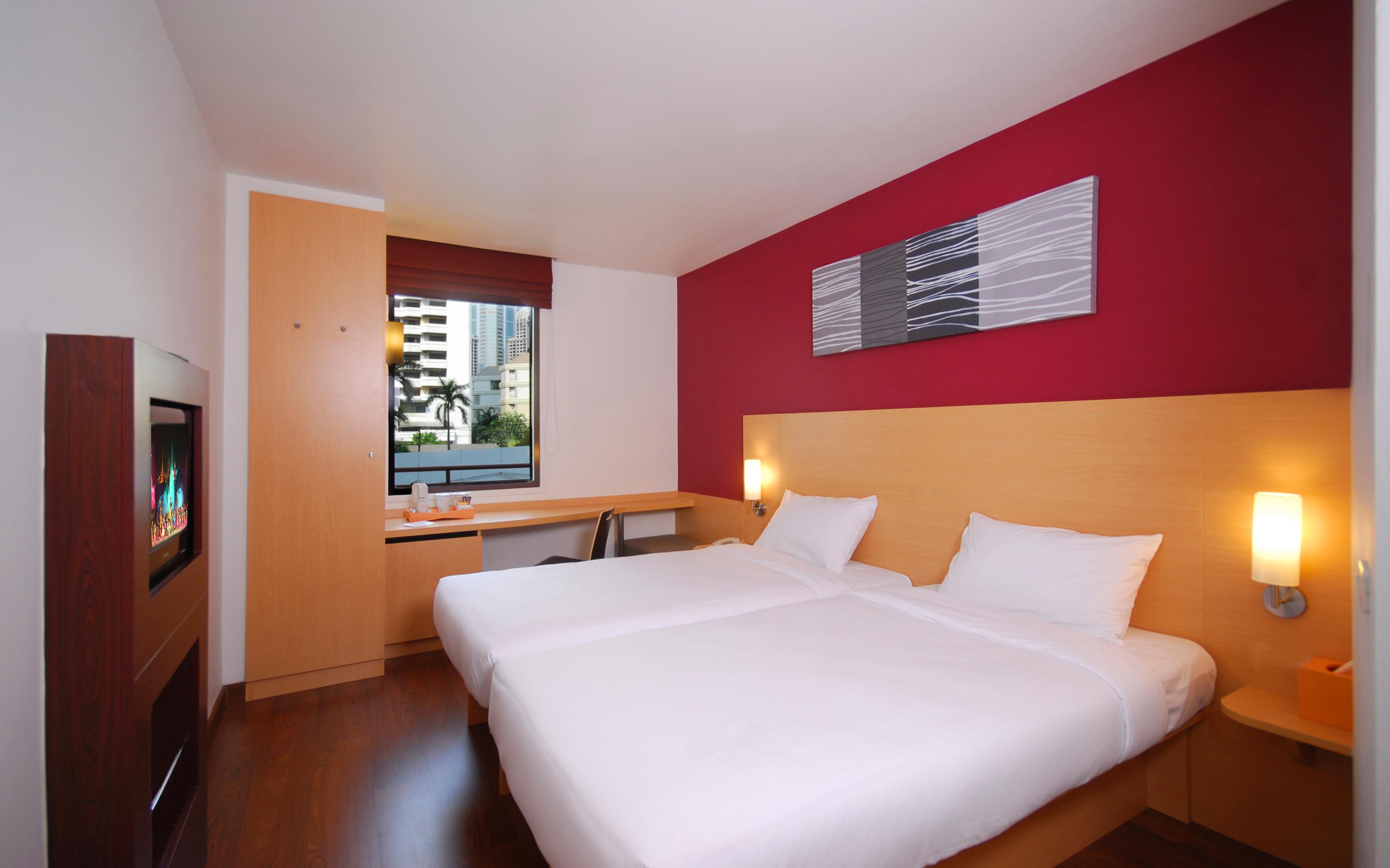 Double or Twin Standard