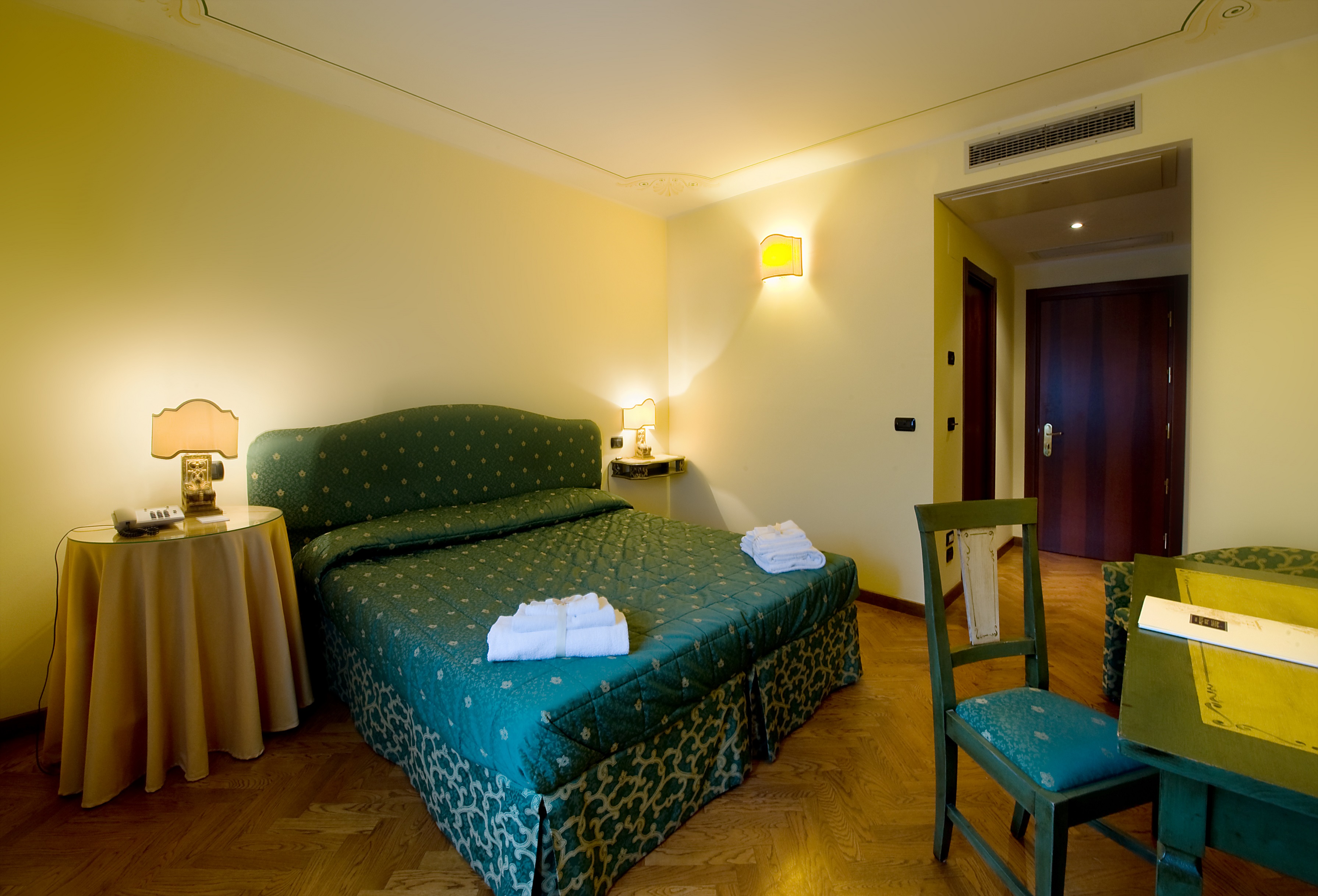 Double Single Superior