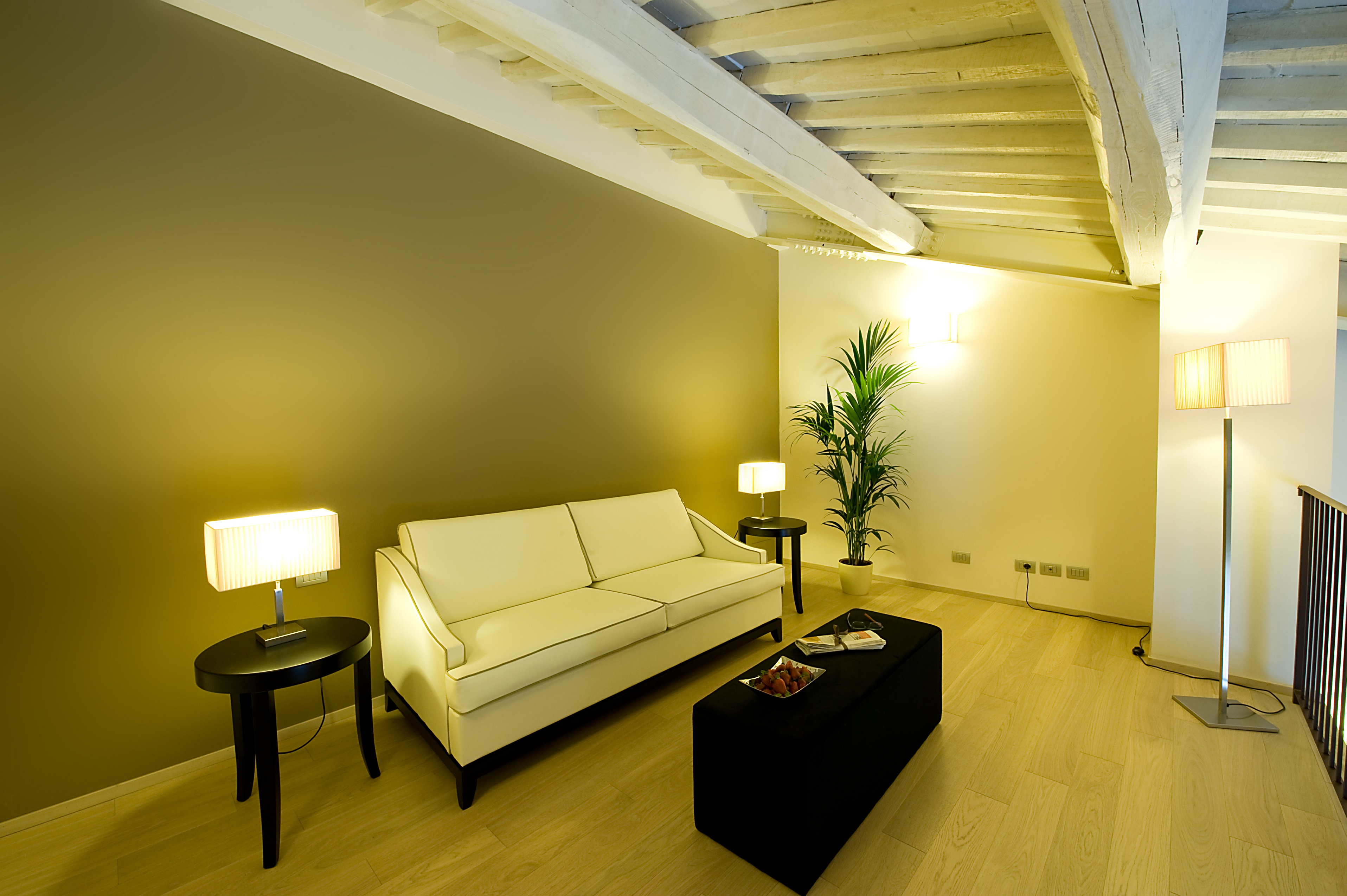 Family Room Capacity 5