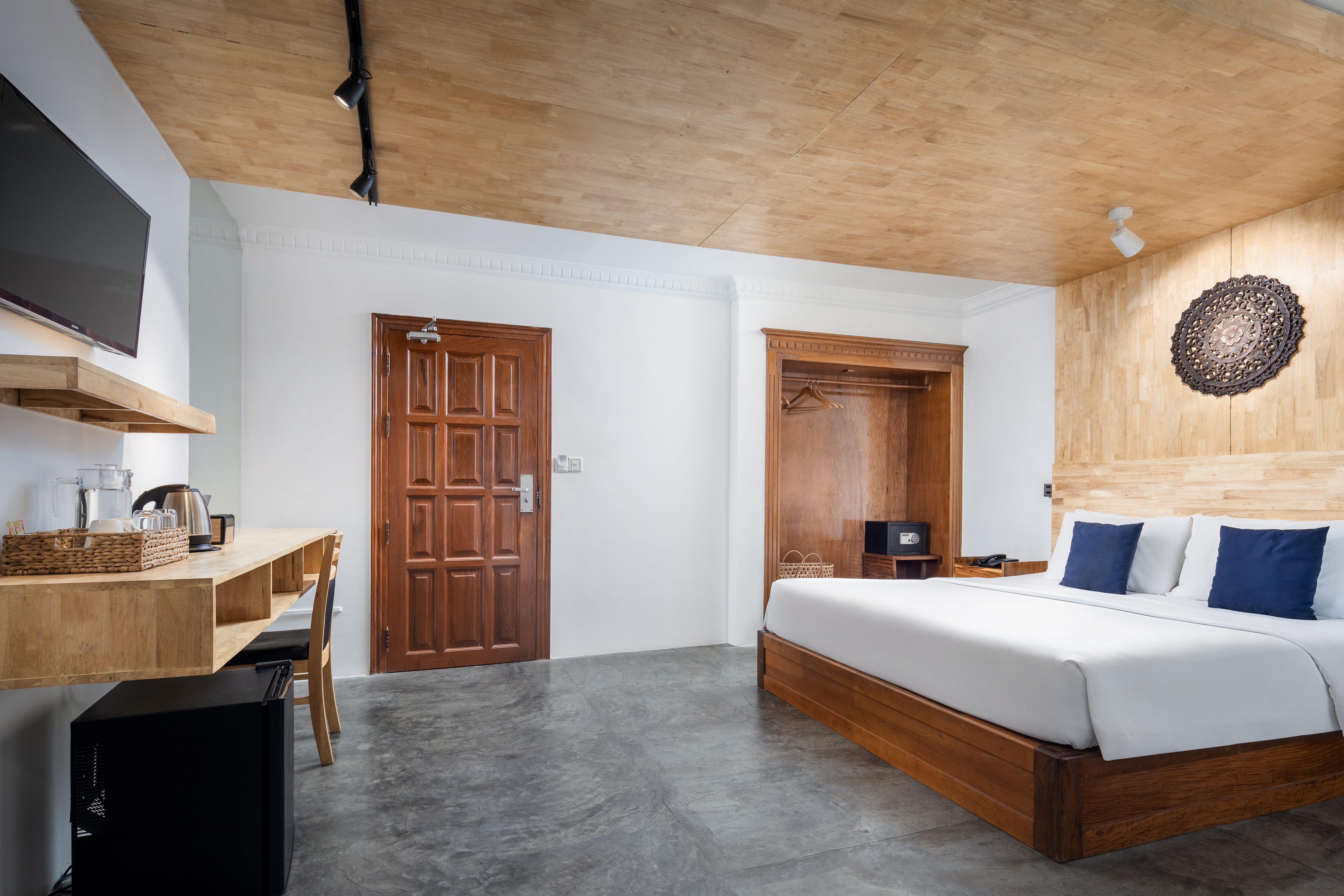 Double Deluxe City View