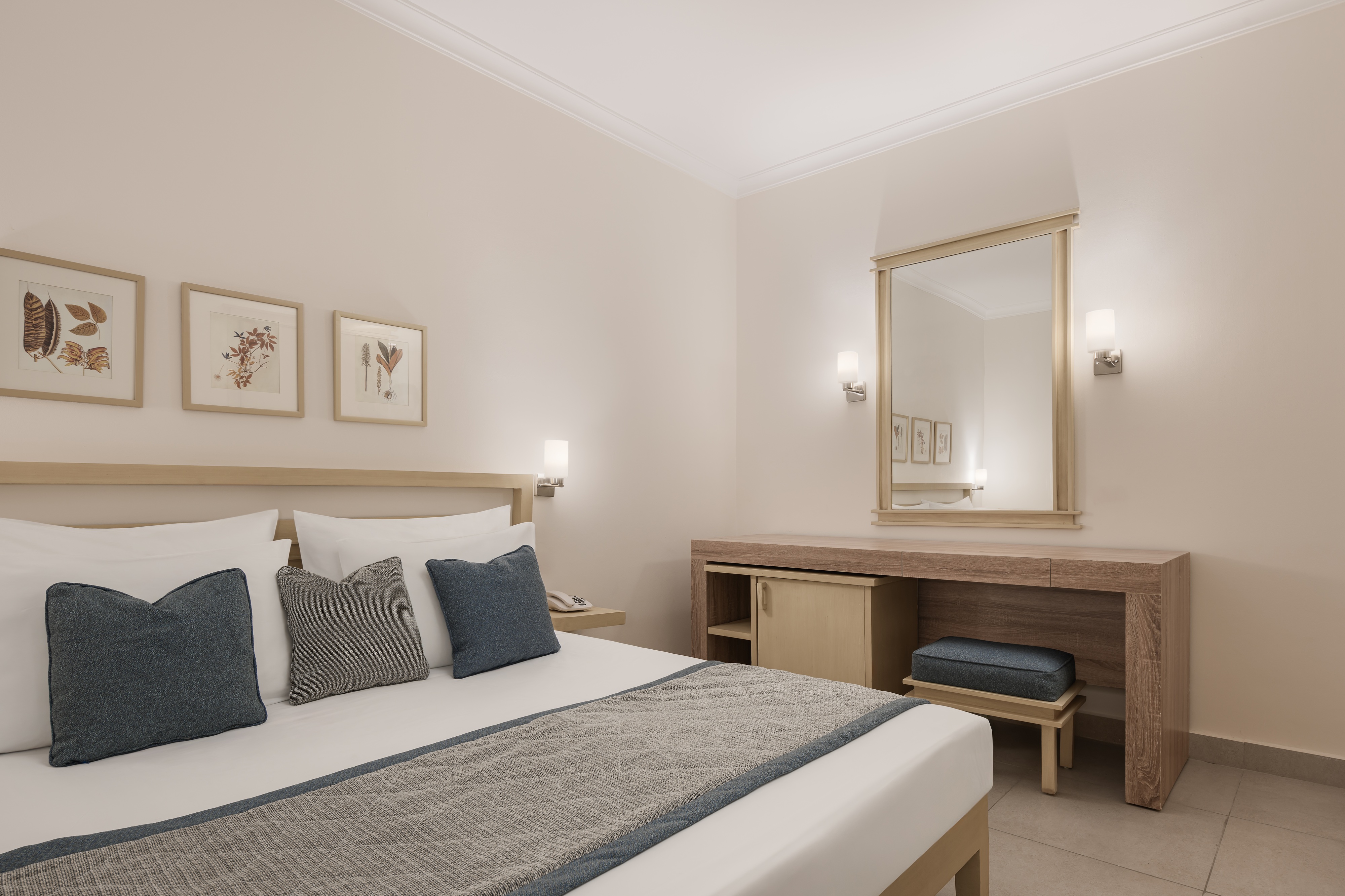 Family Room Superior