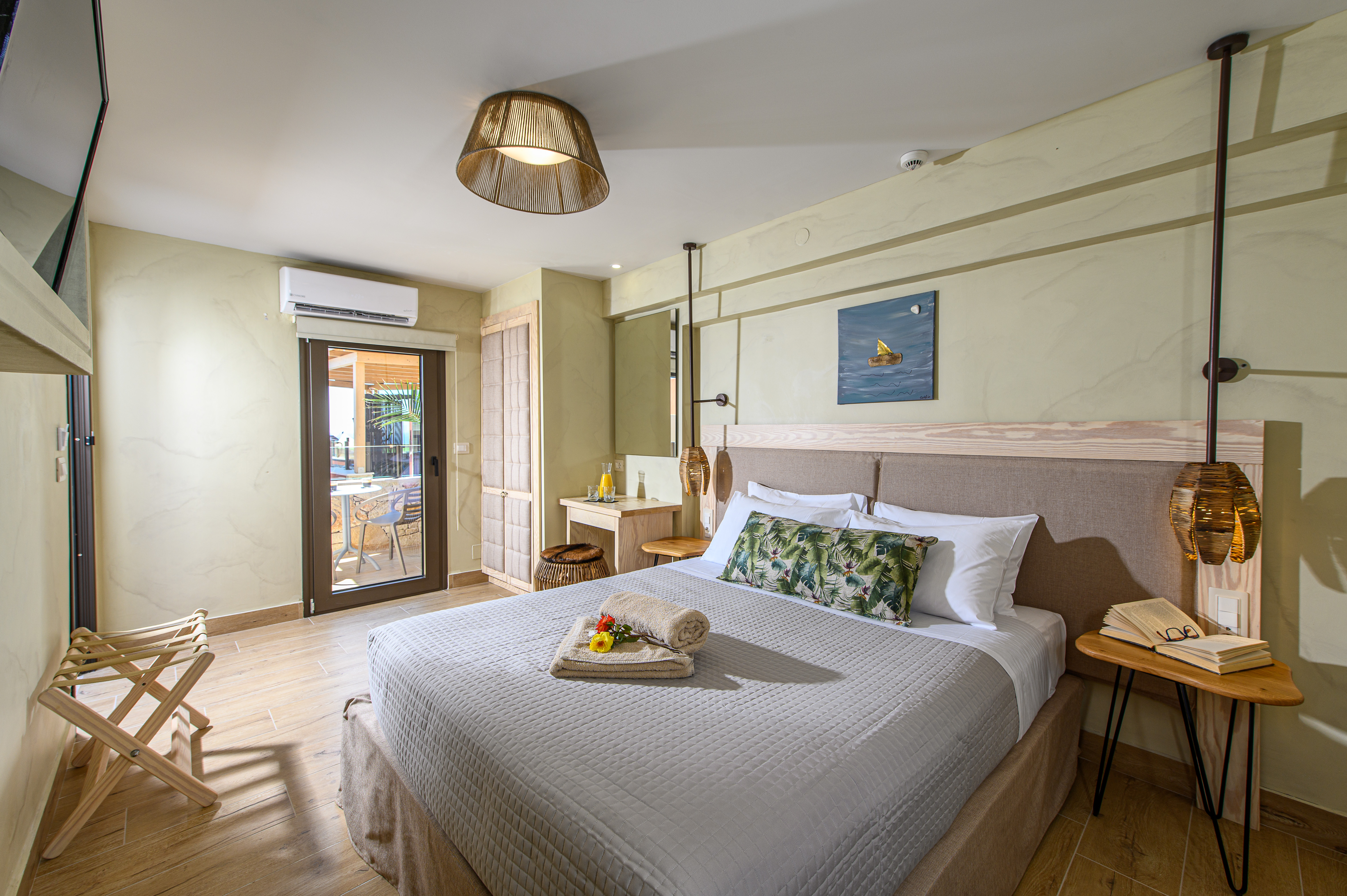 Double or Twin Deluxe Sea View