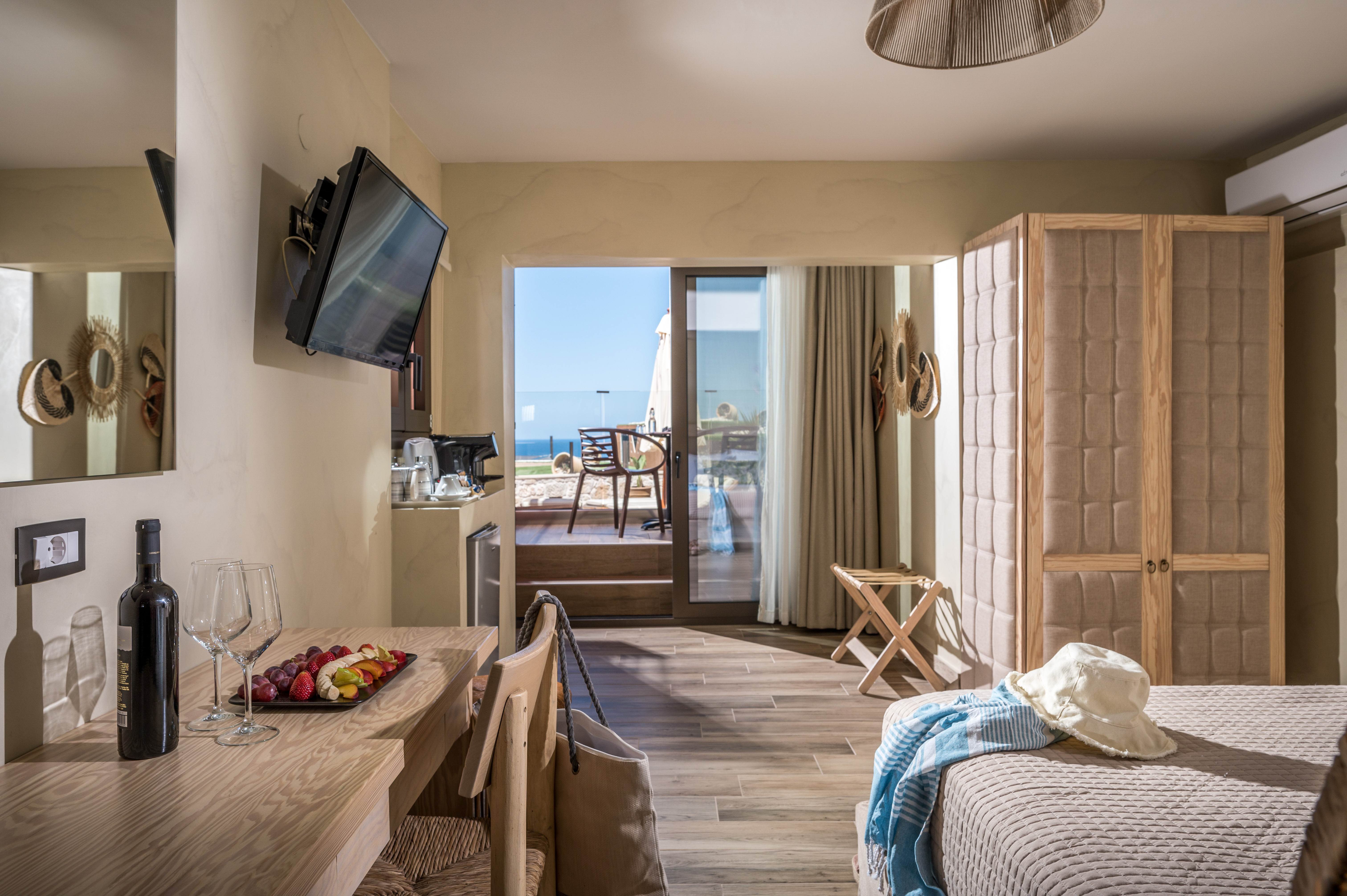 Double or Twin Deluxe Sea View