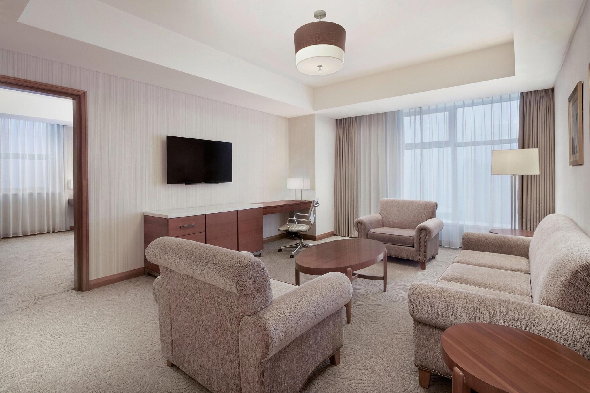 Suite King Bed One Bedroom 