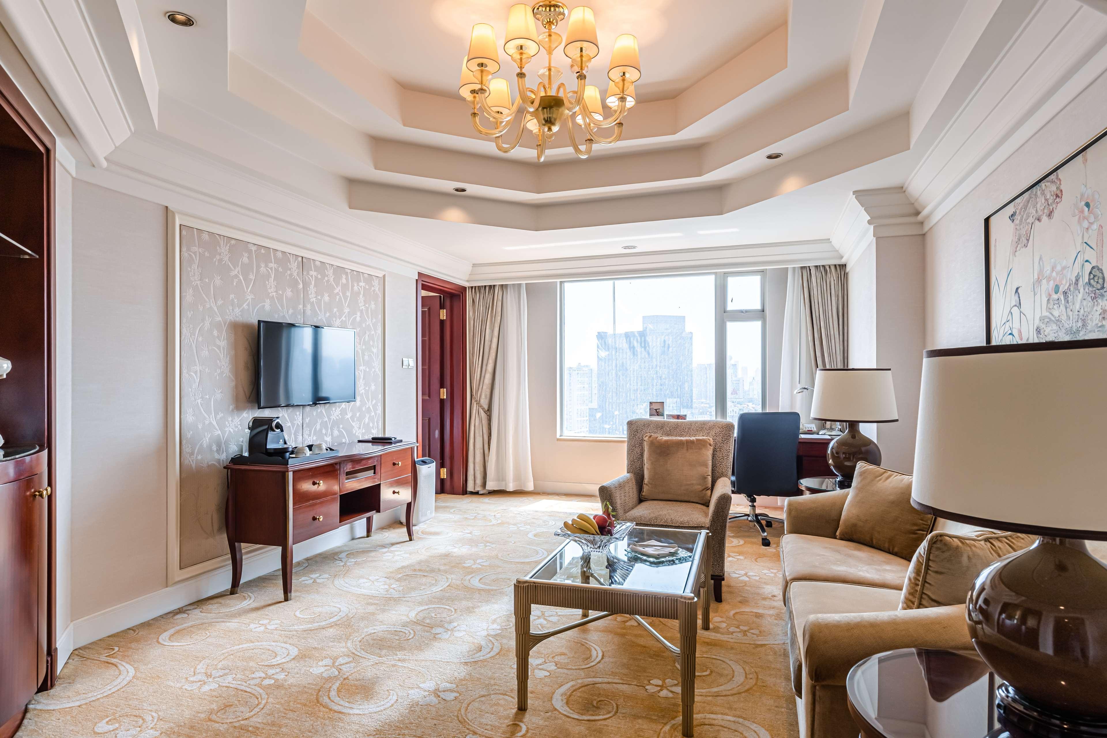 Suite Executive King Bed