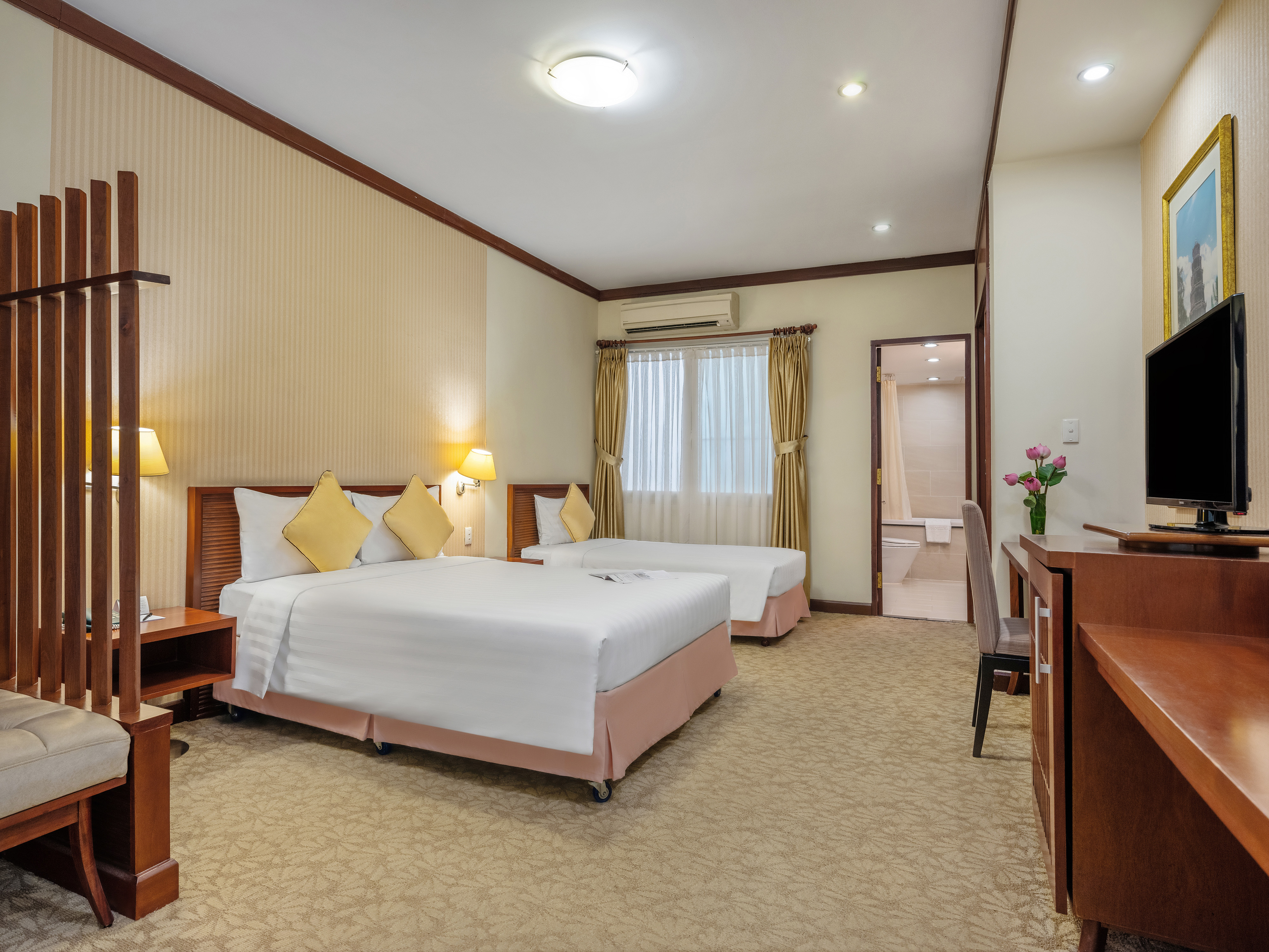 Family Room Capacity 3