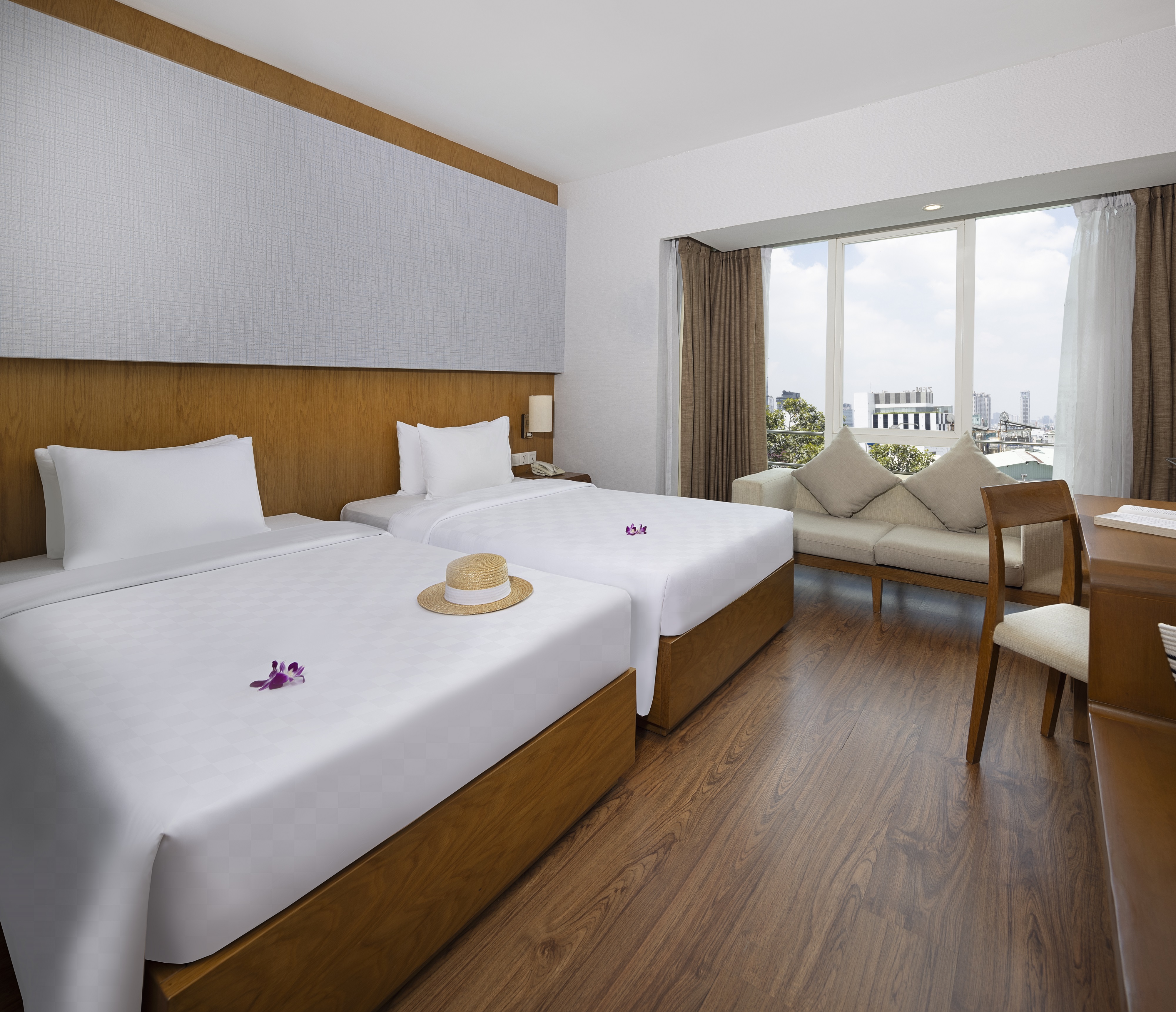 Double Deluxe Premier