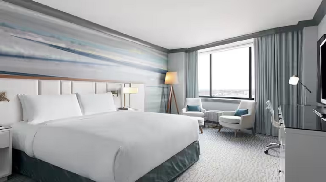 Double Accessible King Size Bed