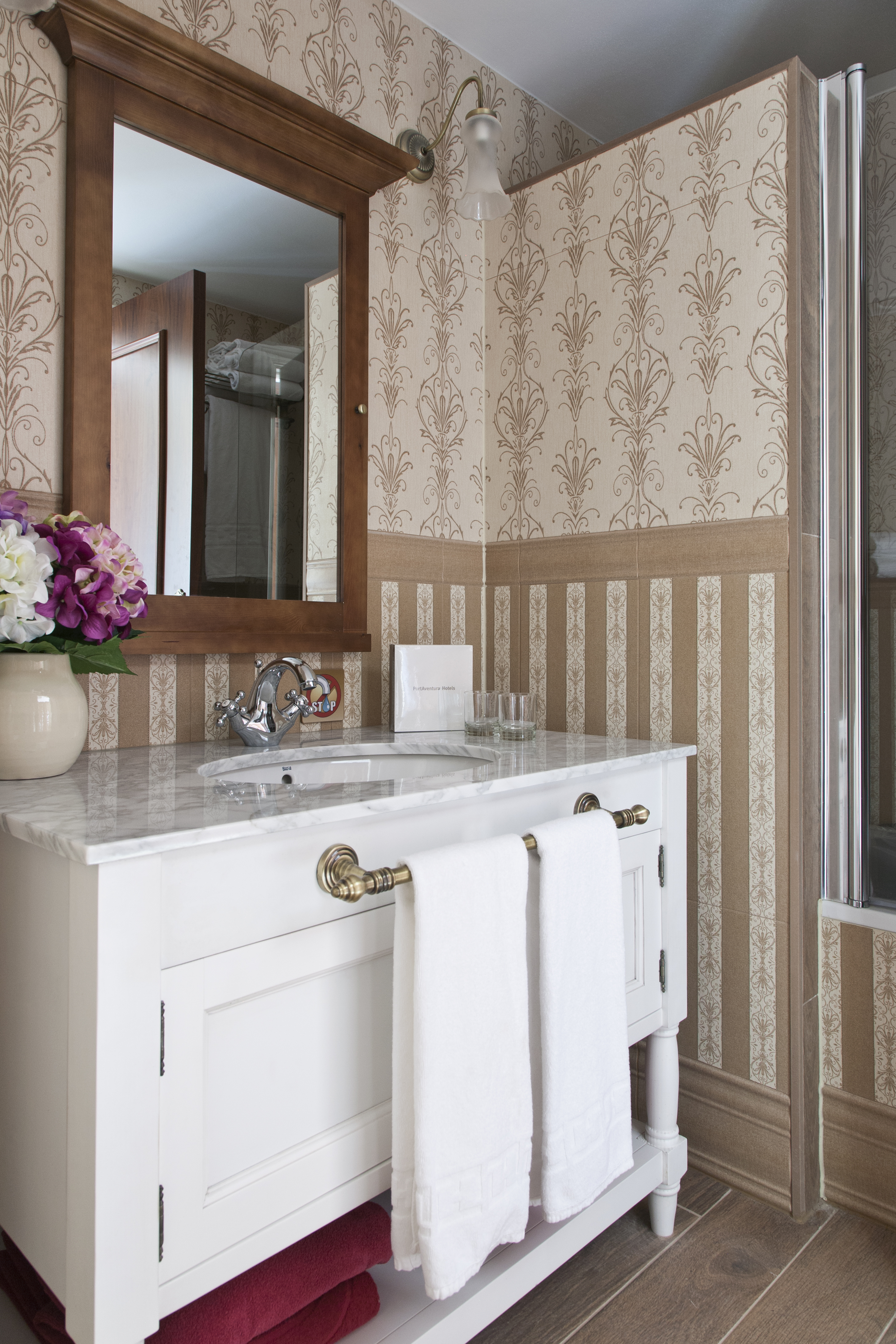 Double or Twin Superior