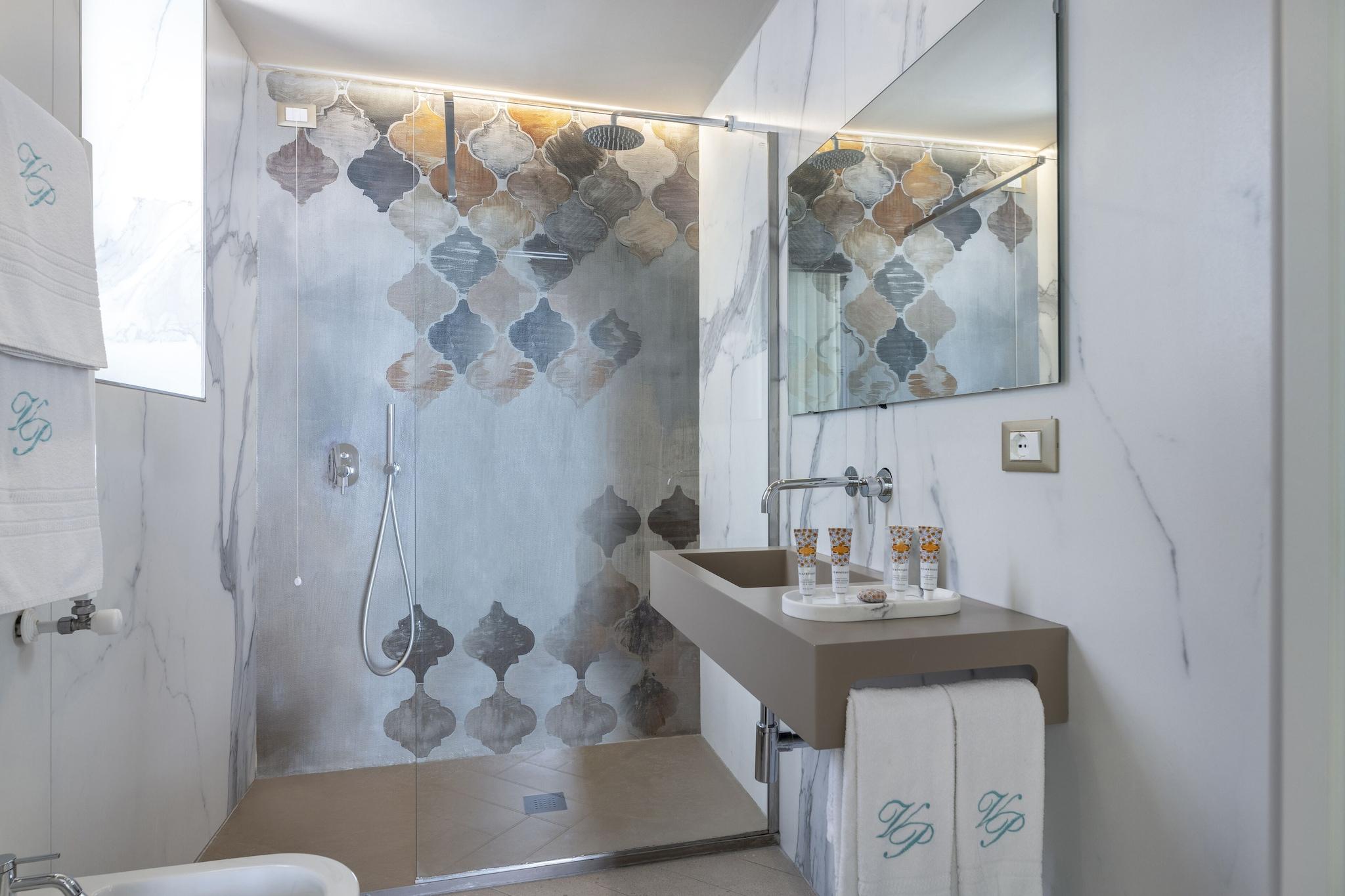 Junior Suite Mountain View