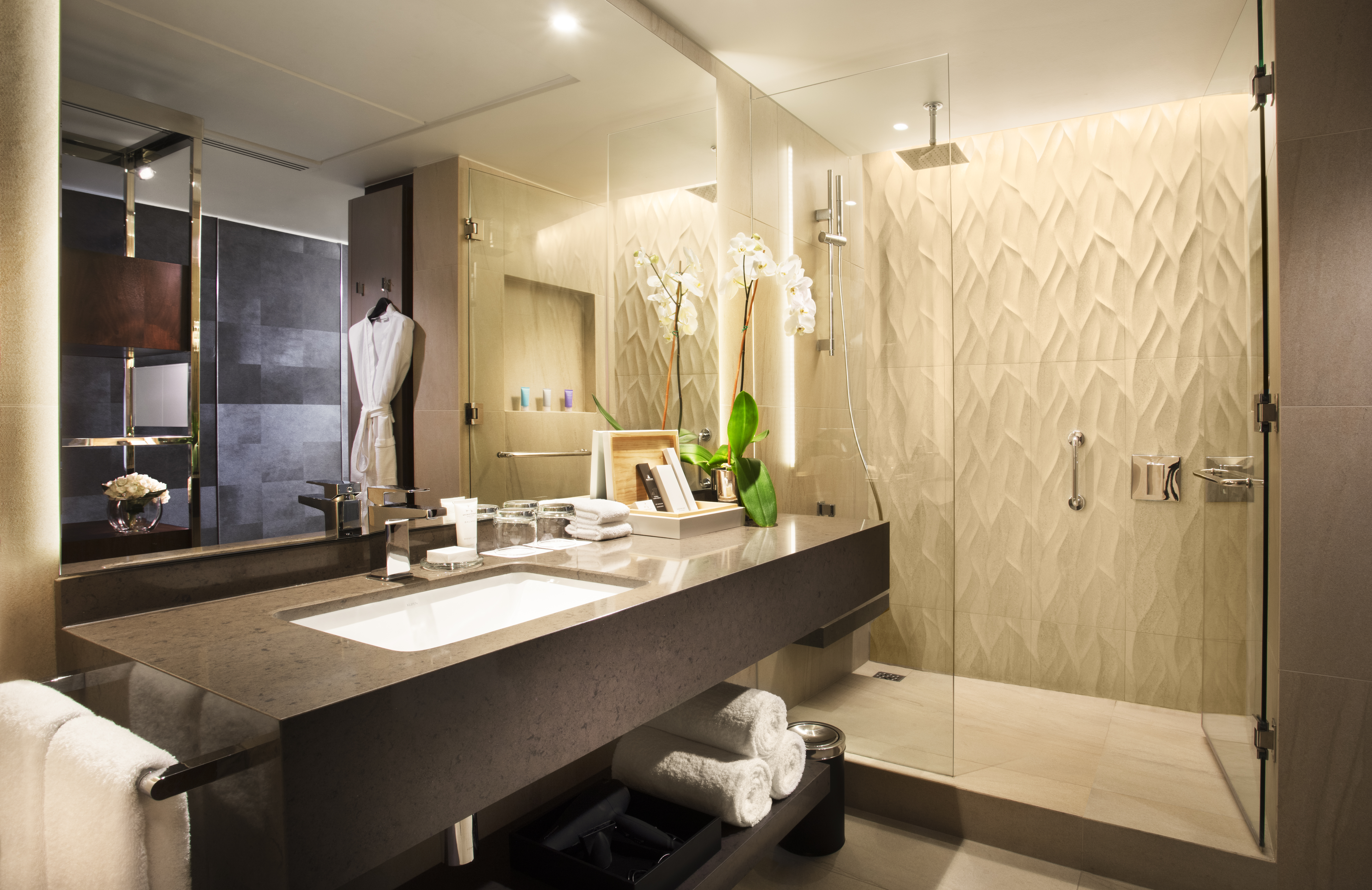 Double Superior King Bed