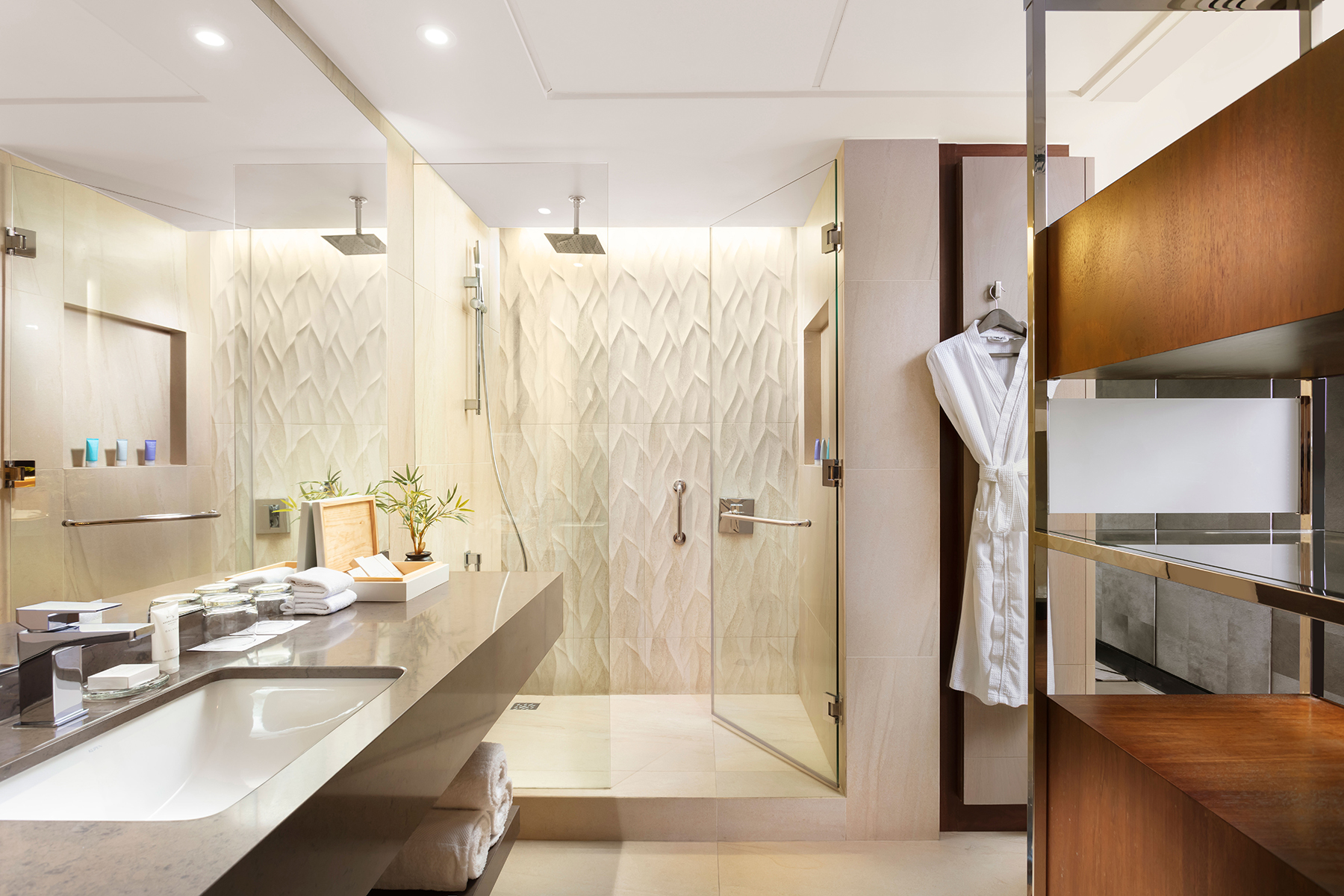 Twin Deluxe Two Beds