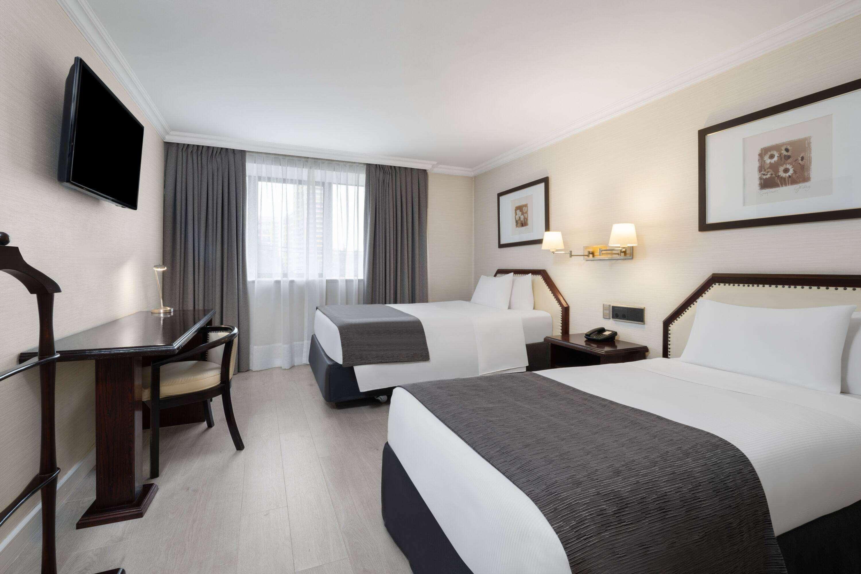 Room Accessible-two Queen Beds