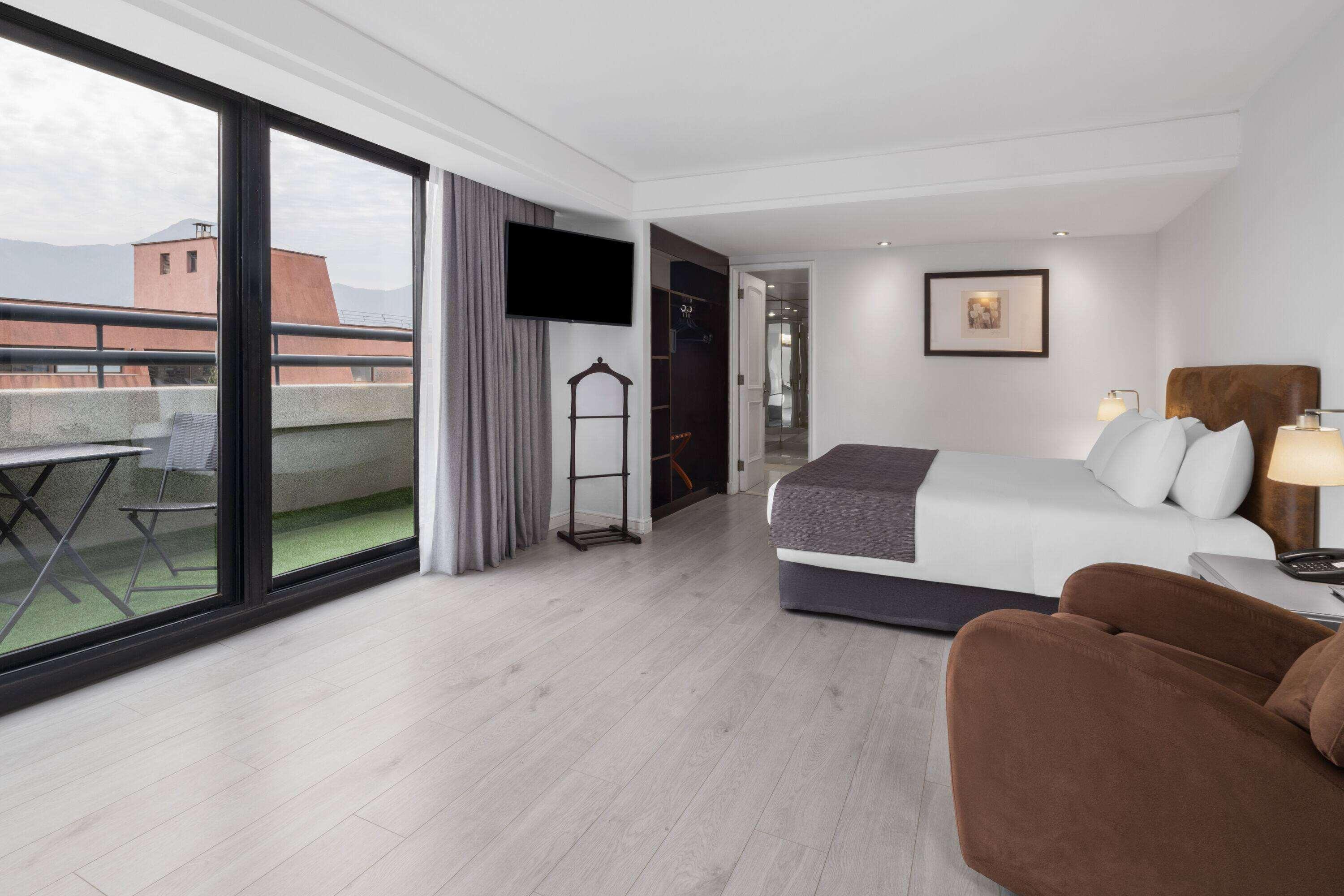 Room Deluxe King Bed