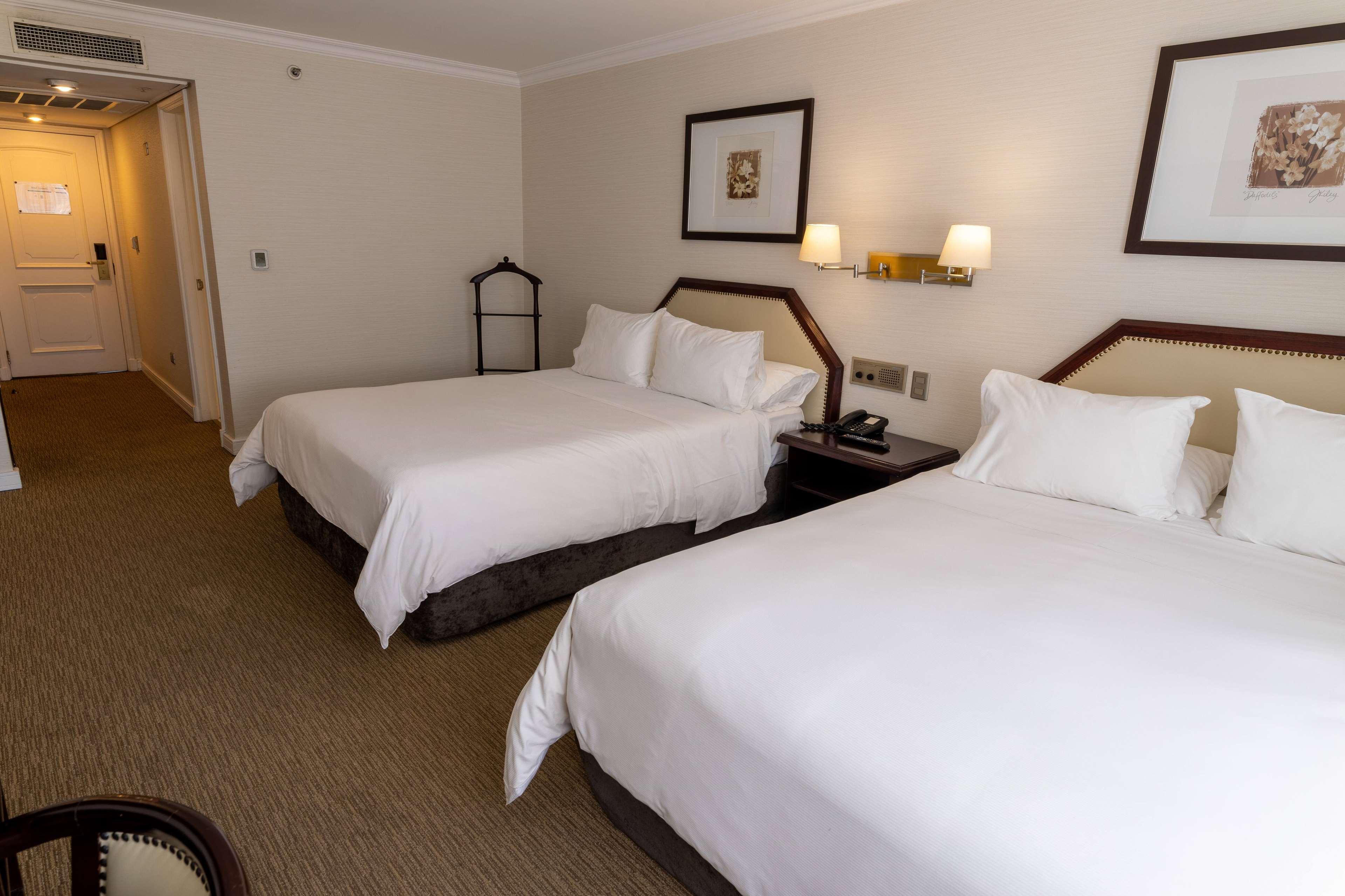 Room Accessible-two Queen Beds