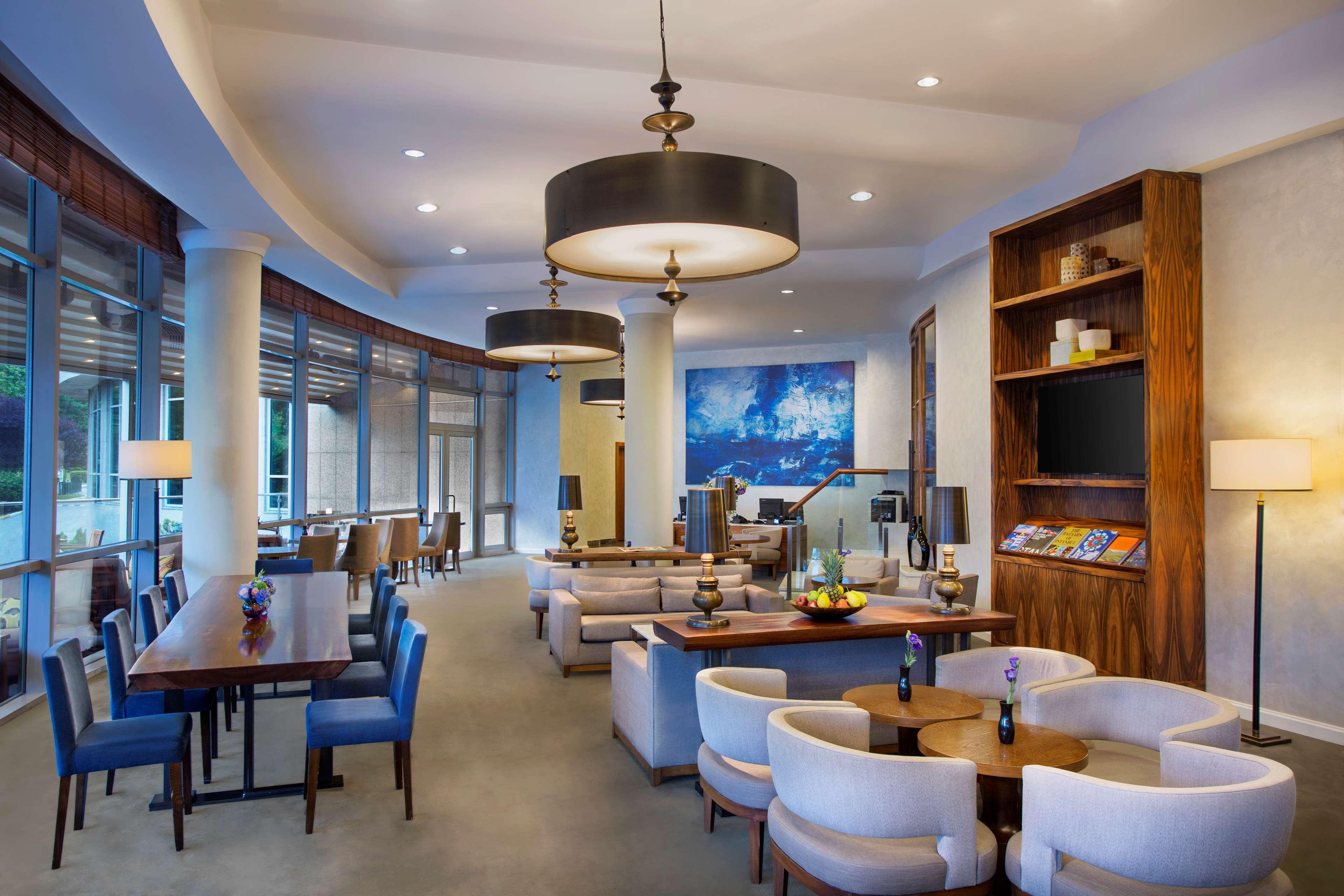 Double Executive King Bed