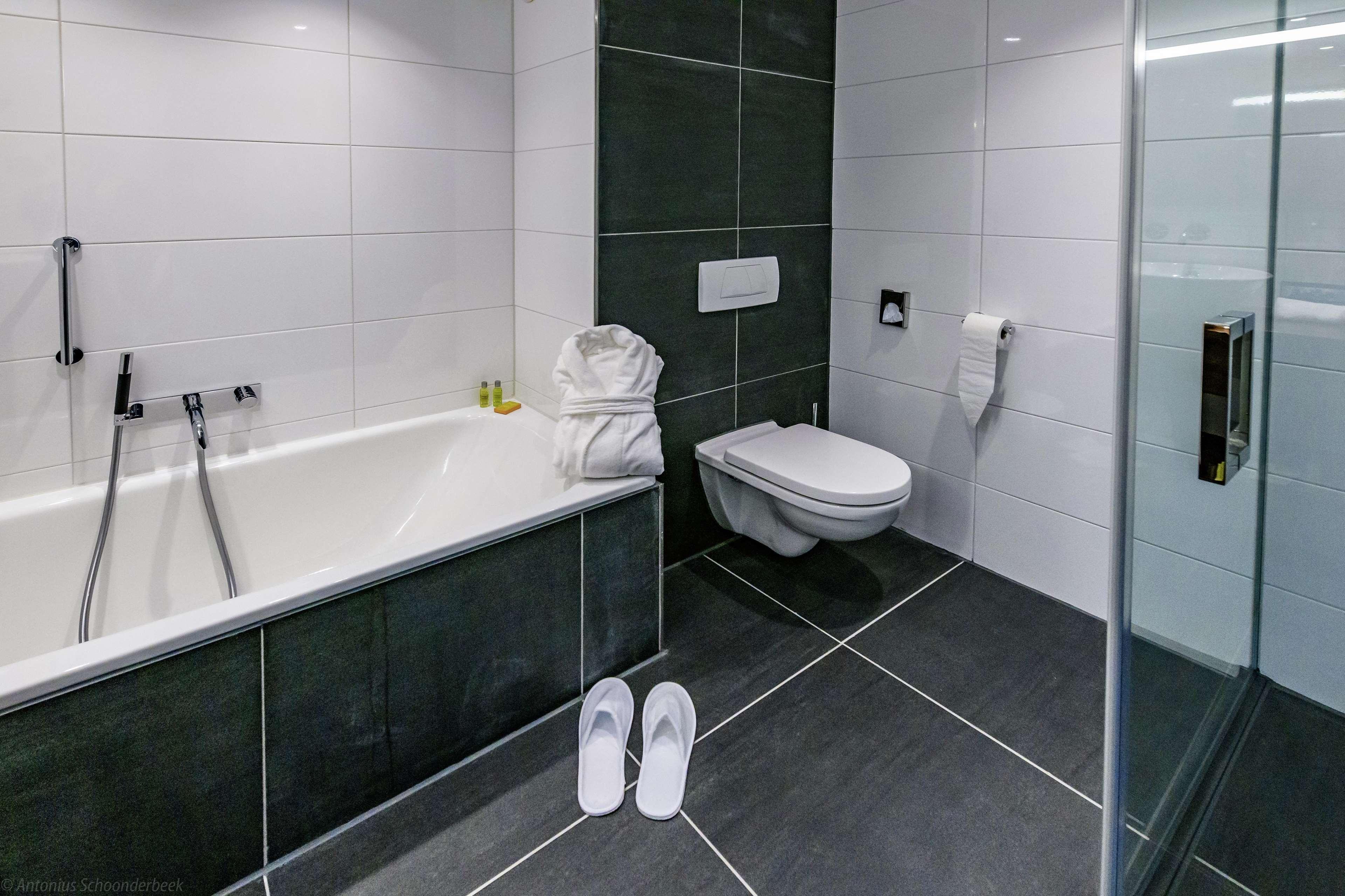 Room Deluxe King Bed