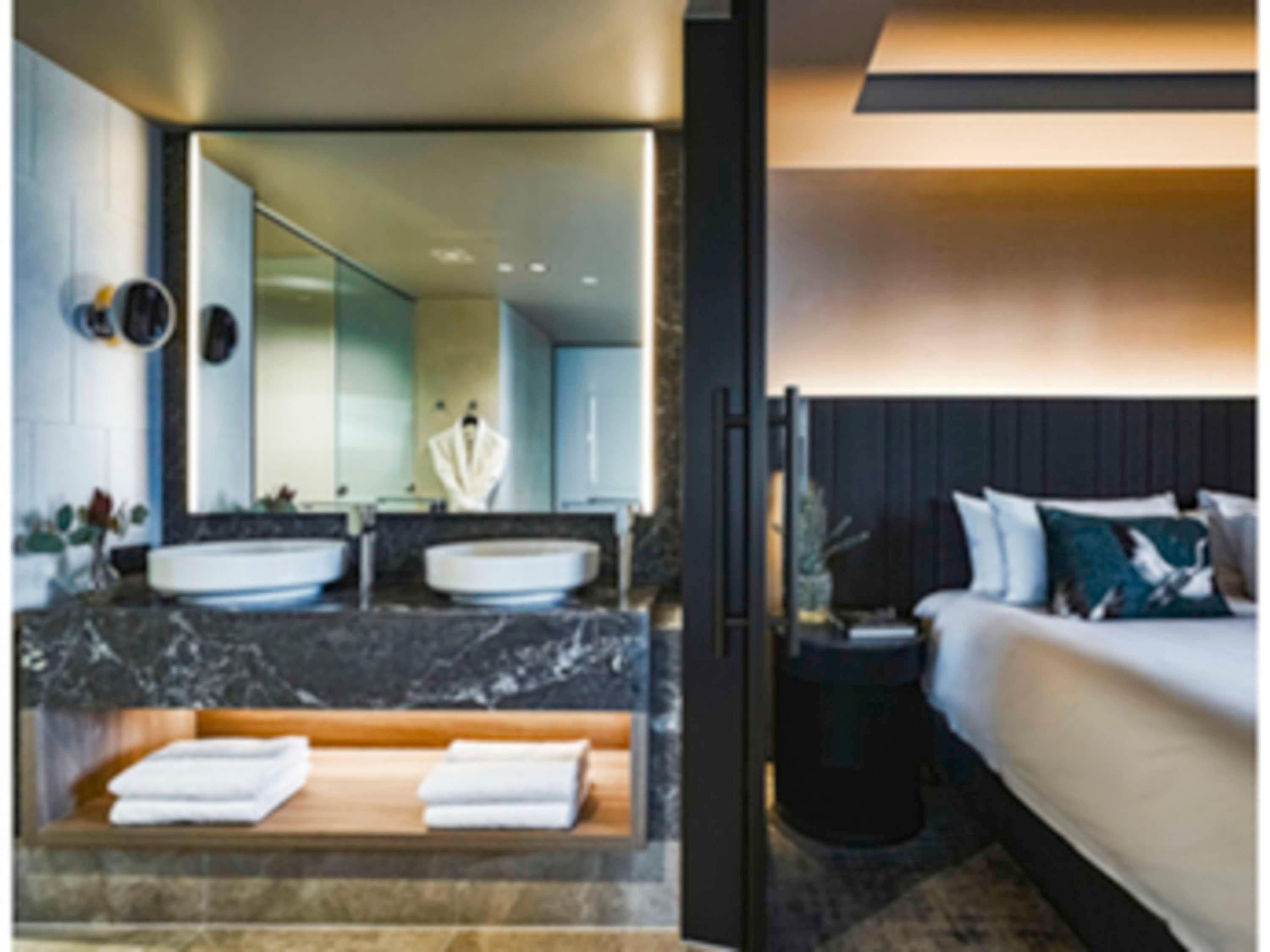 Suite Superior with Views