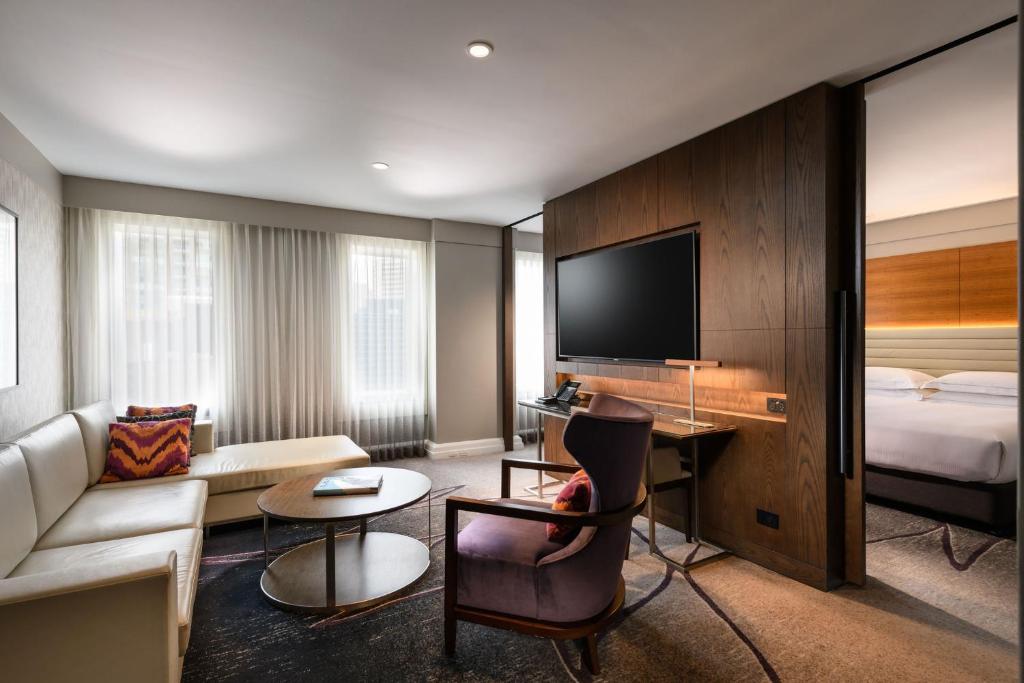 Suite Executive King Bed