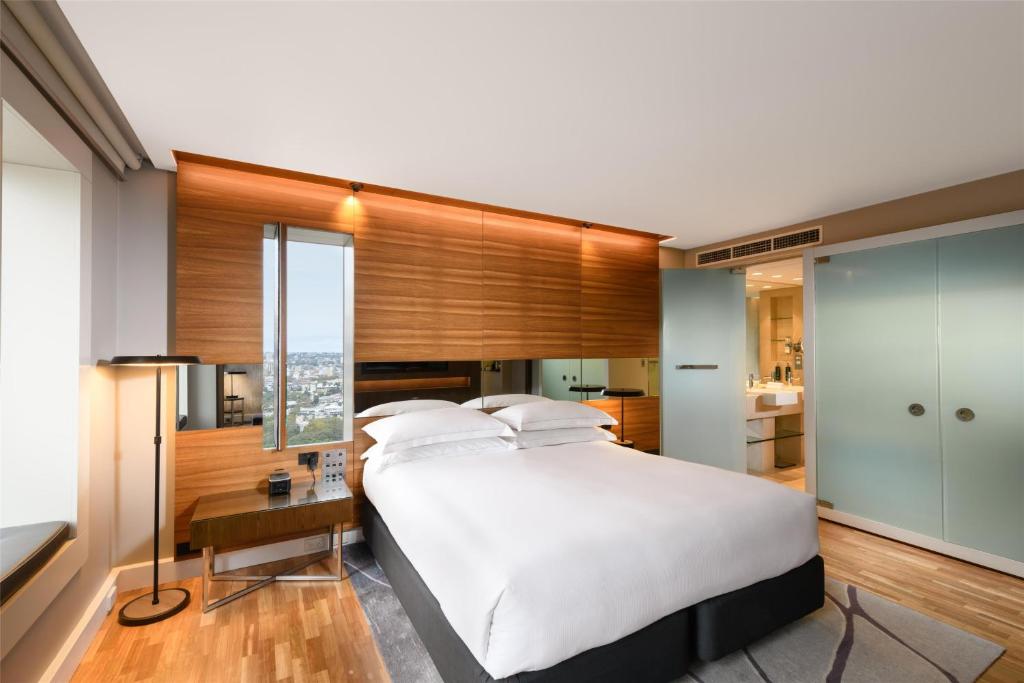 Suite City View