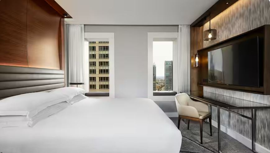 Double Deluxe King Bed