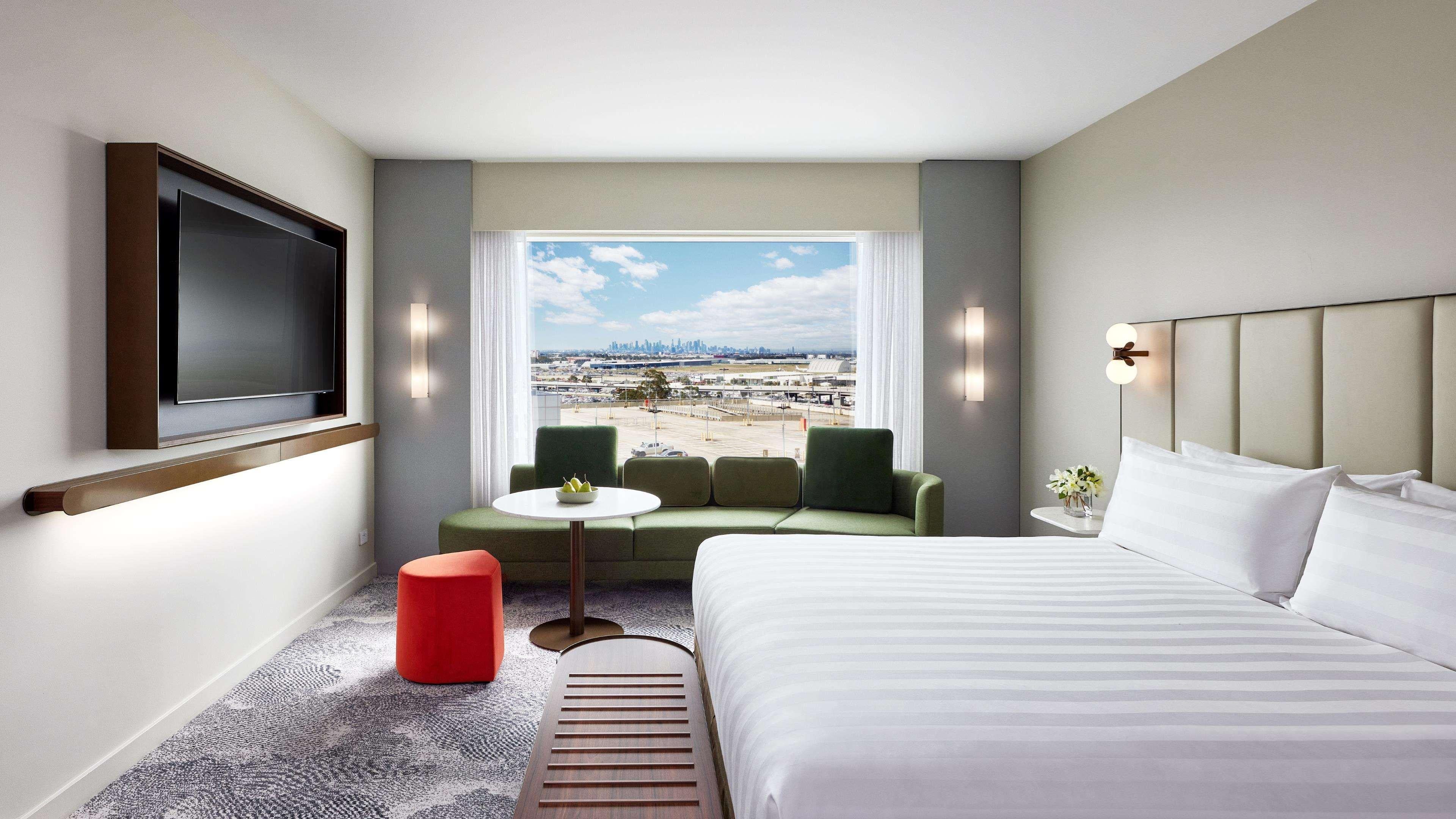 Double Deluxe King Bed