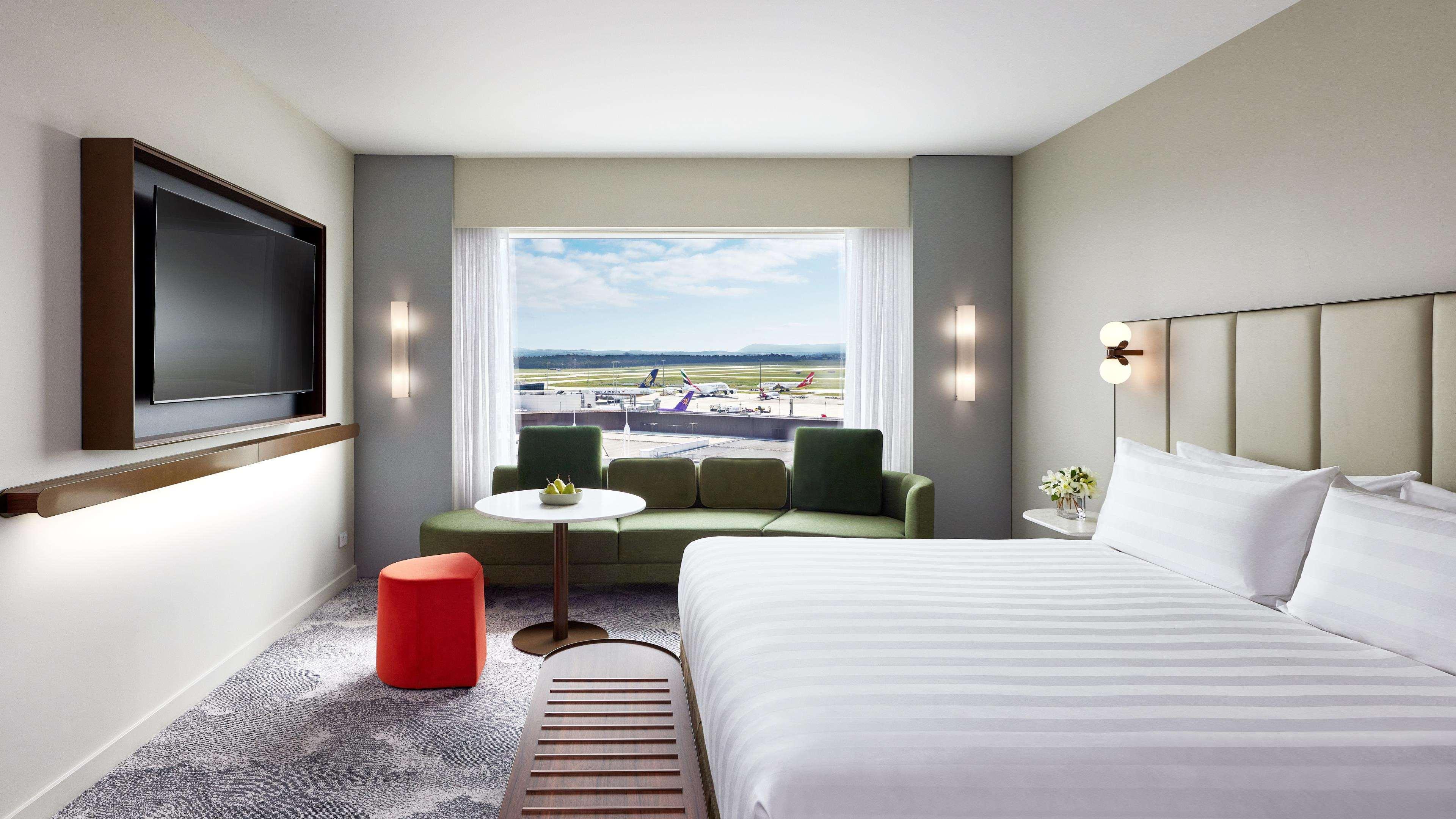 Double Deluxe King Bed