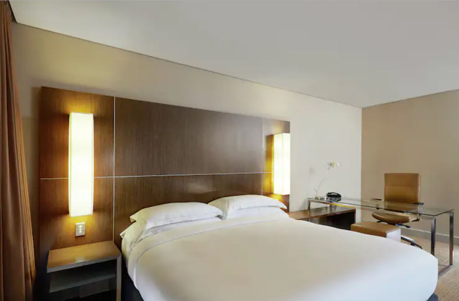 Double Guest Room King Bed