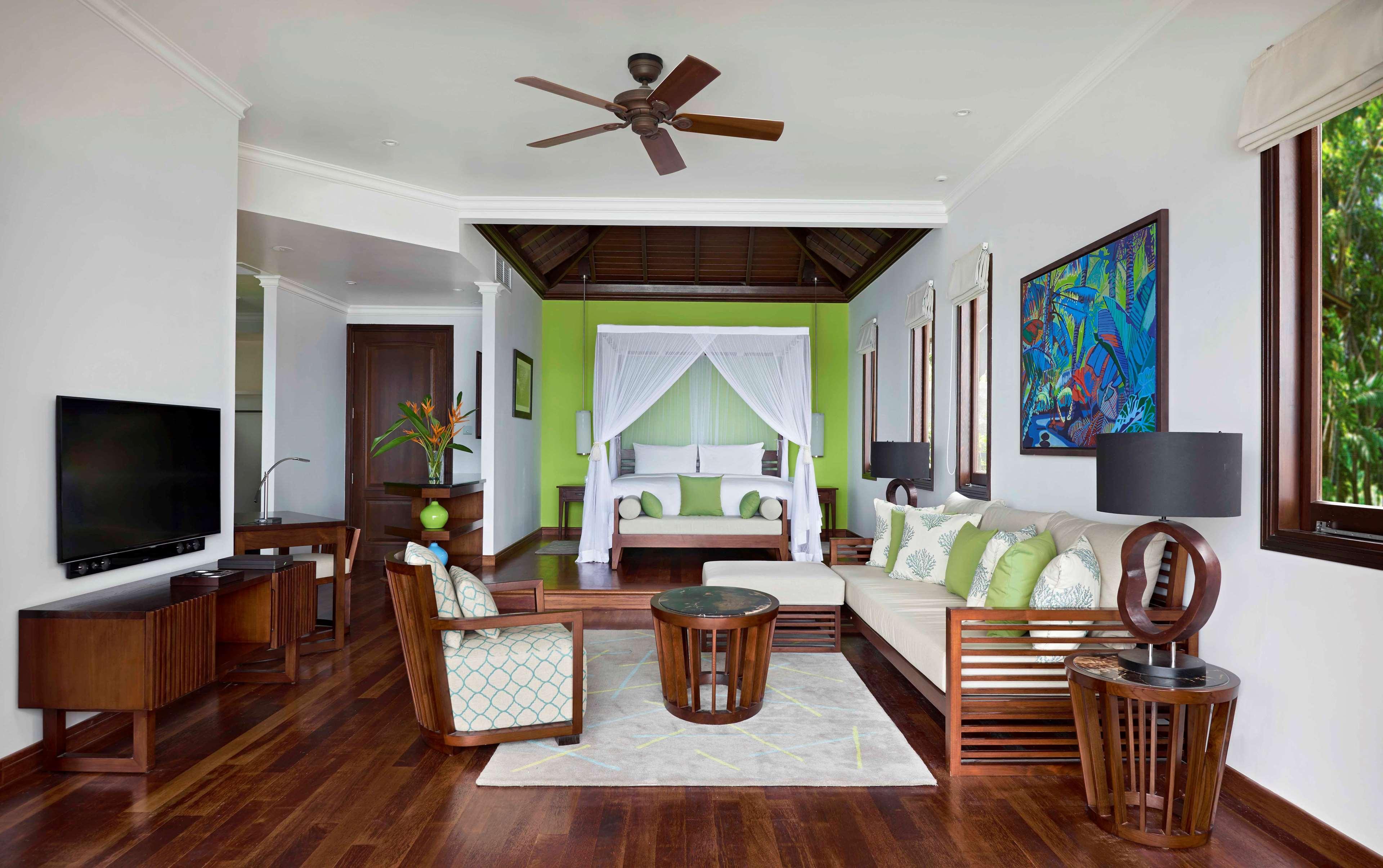 Villa Ocean View King Bed