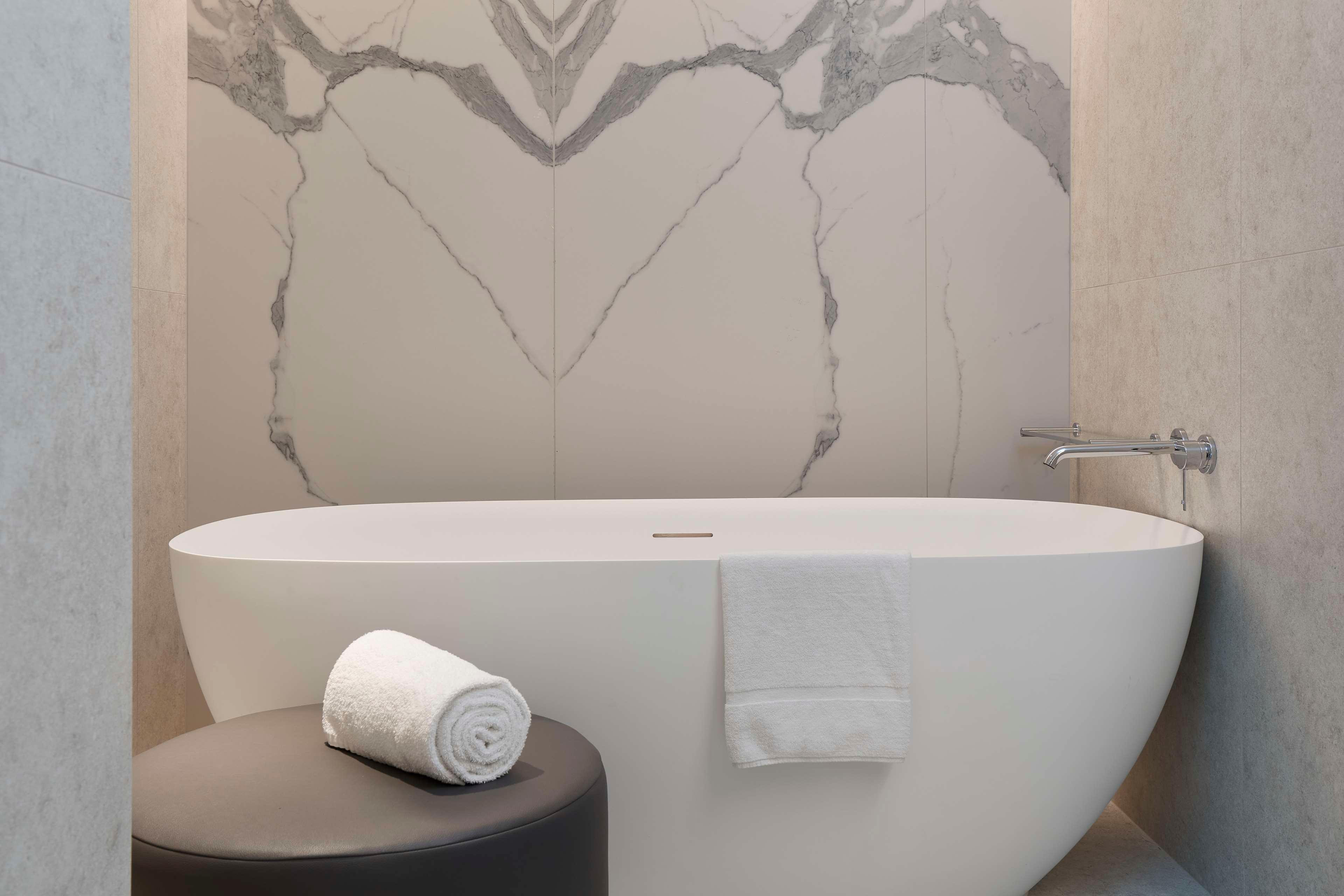 Suite Premier King Bed