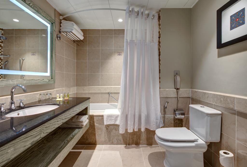 Single Mountain View