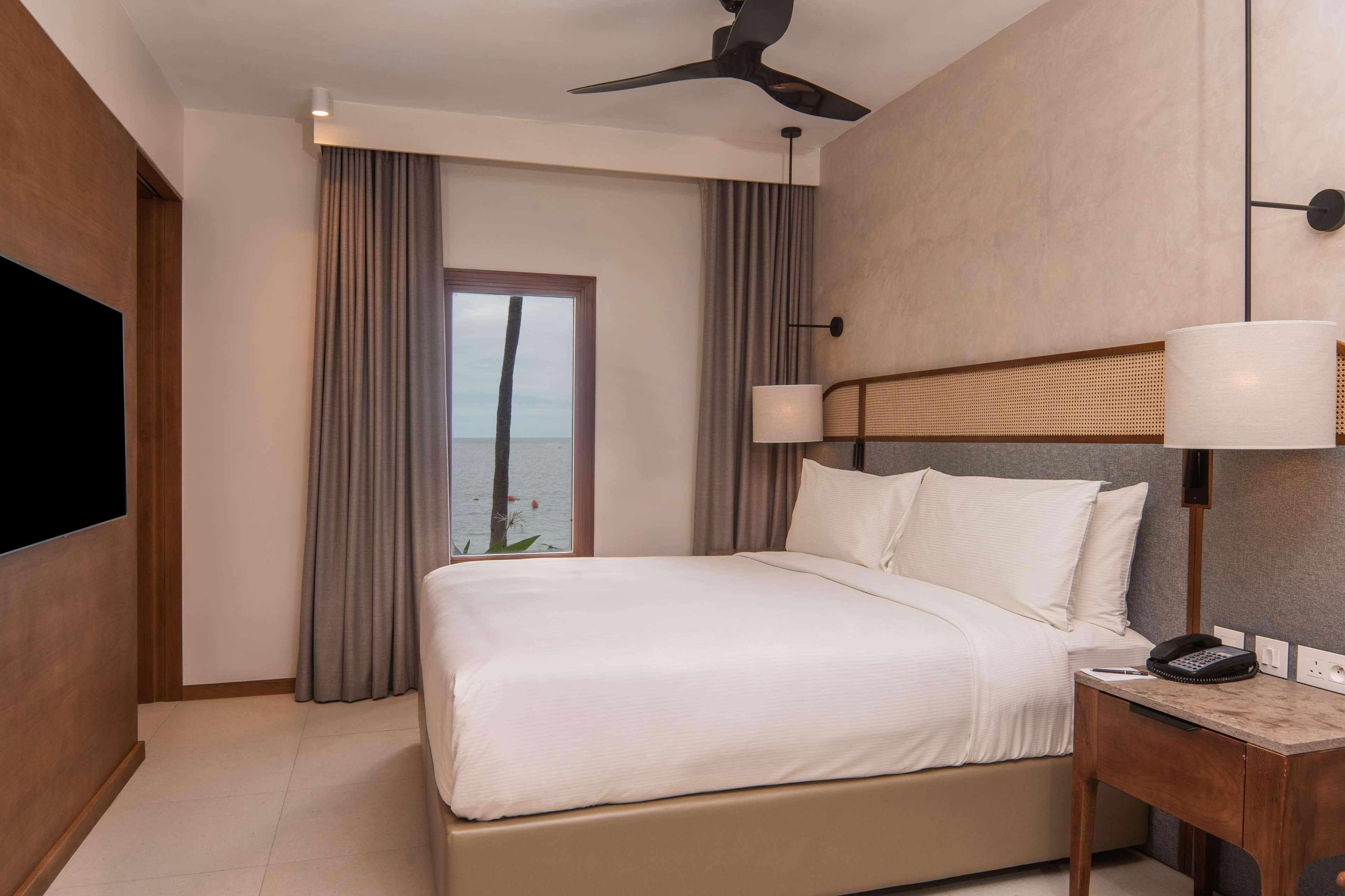 Junior Suite Beach Front