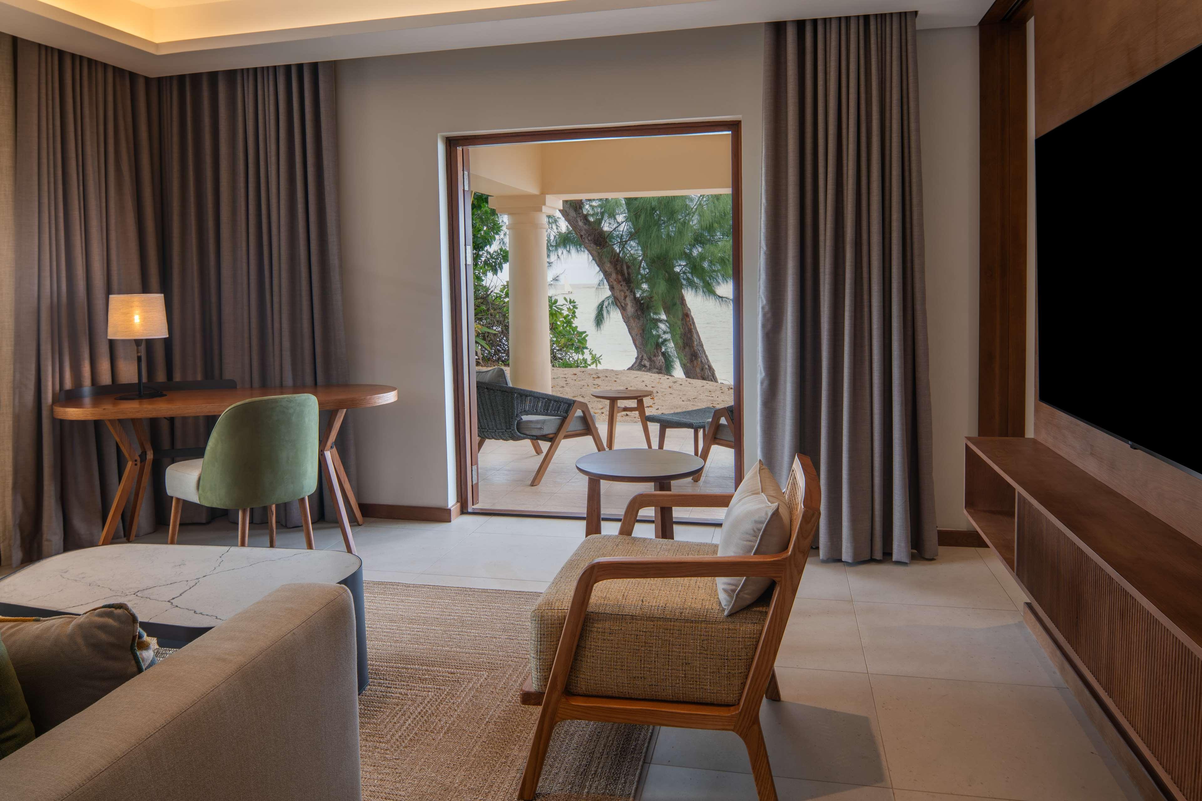 Junior Suite Beach Front