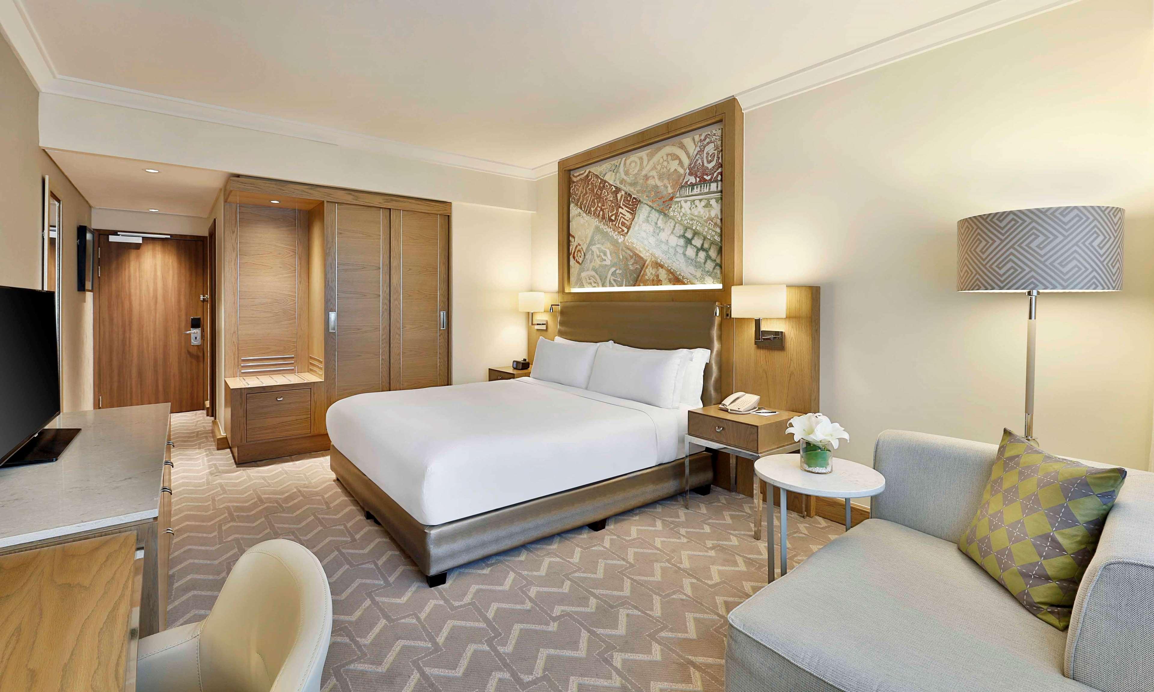 Double Executive King Bed