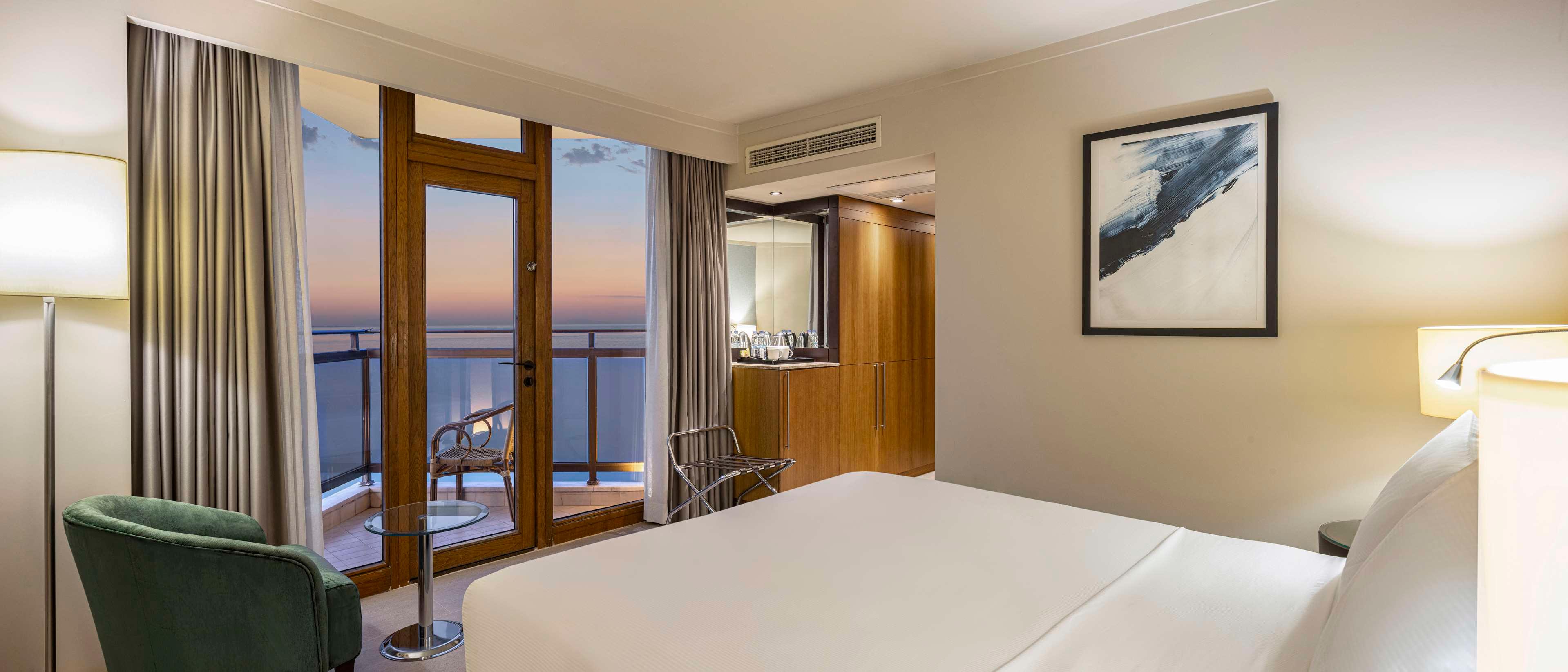 Room Deluxe Sea View