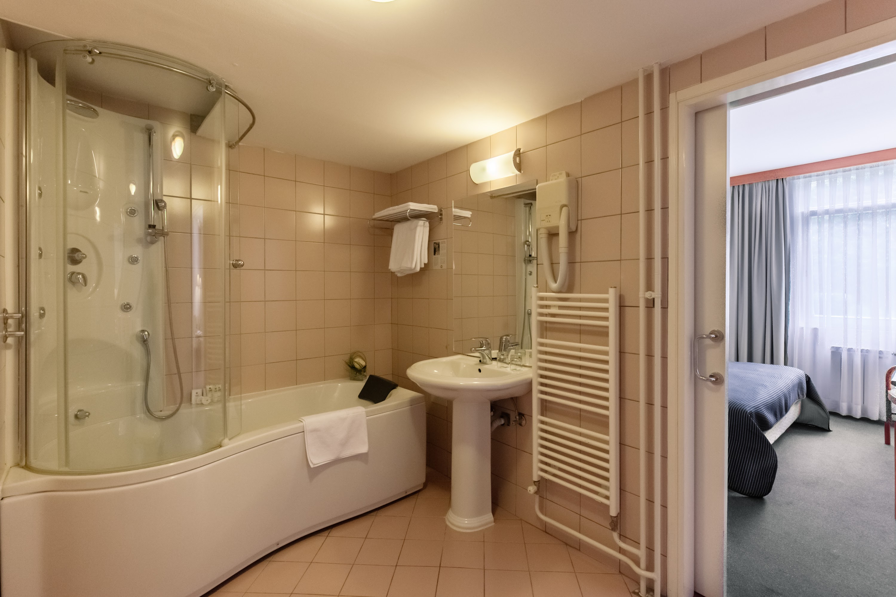 Junior Suite Standard