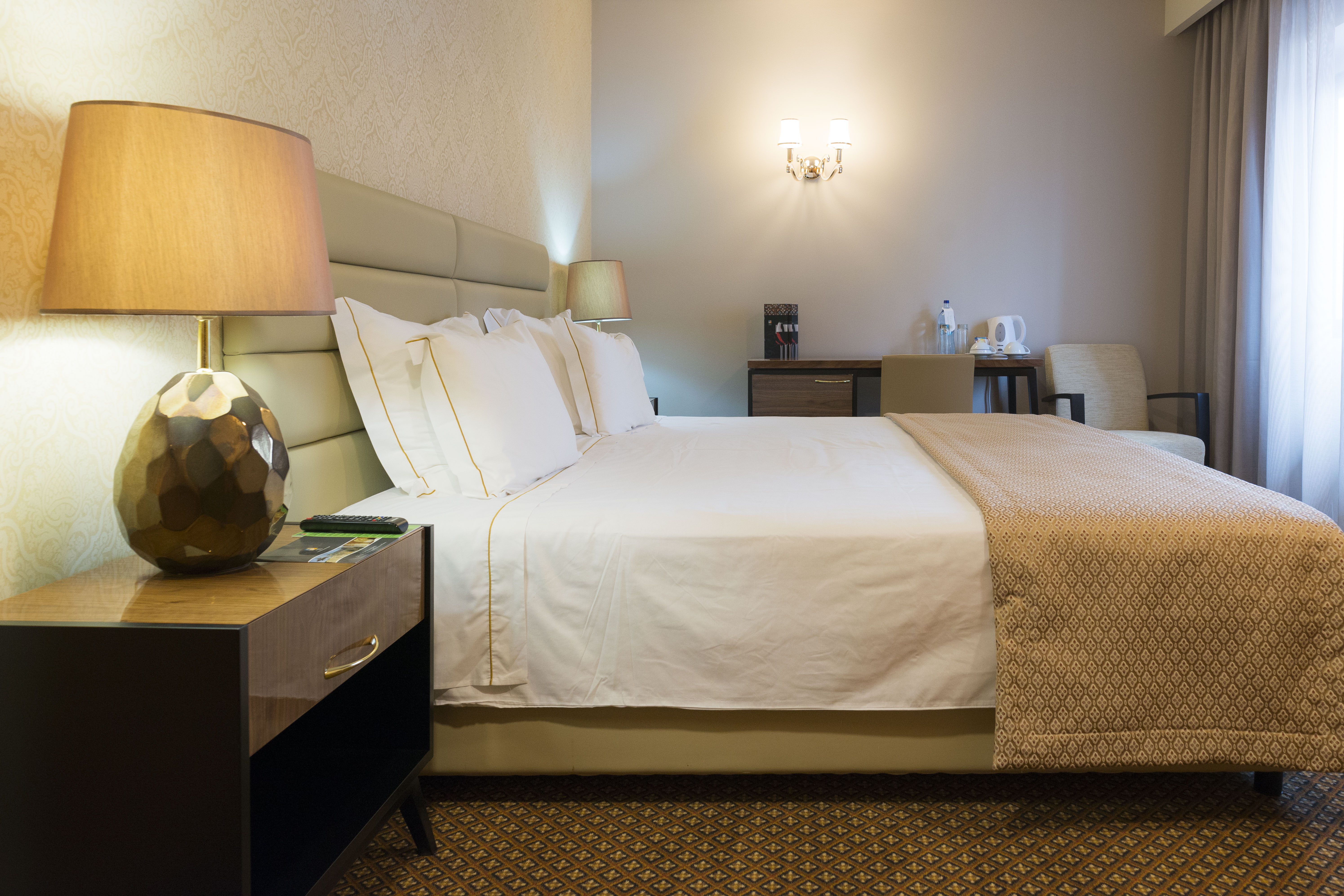 Double or Twin Standard