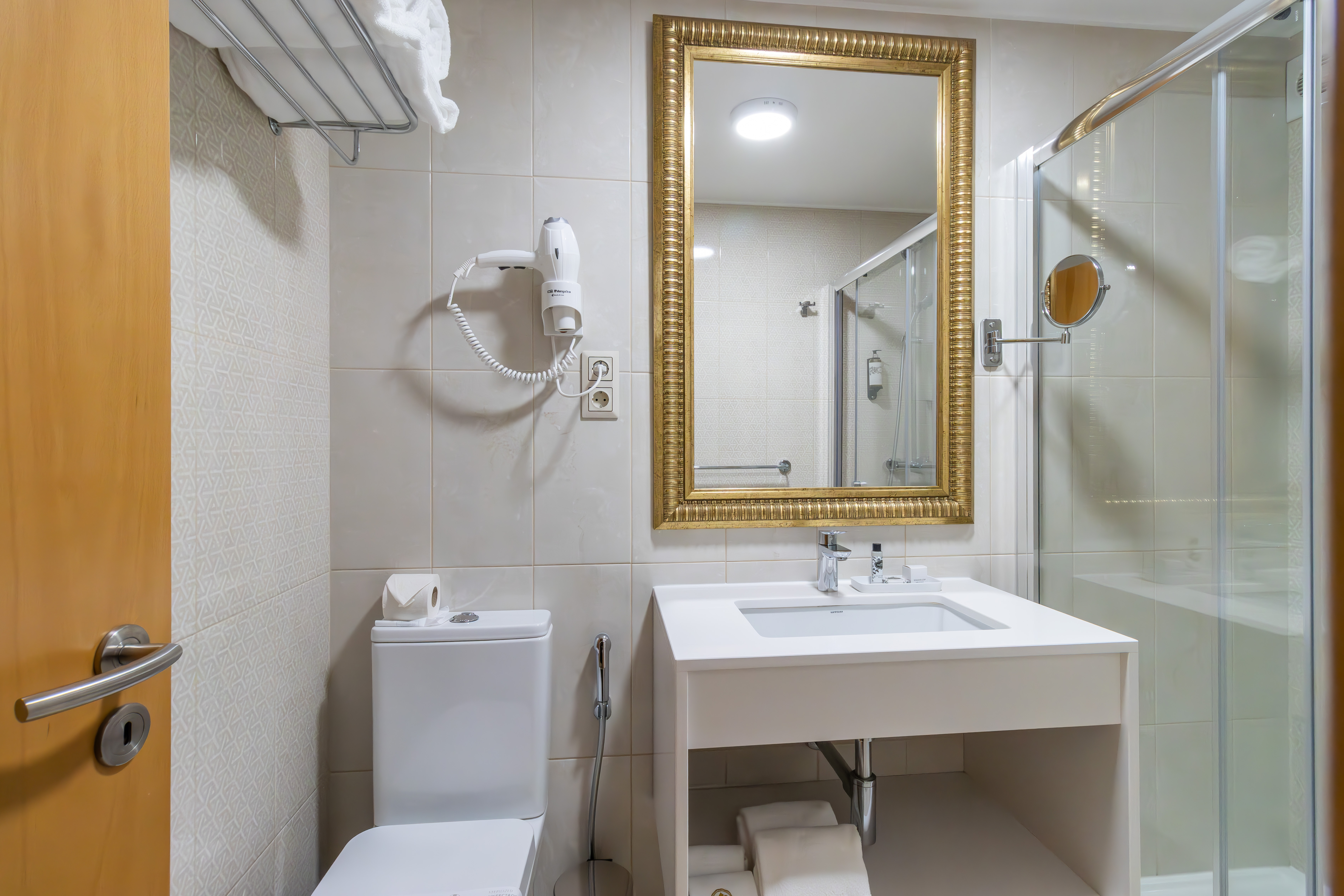 Double or Twin Superior