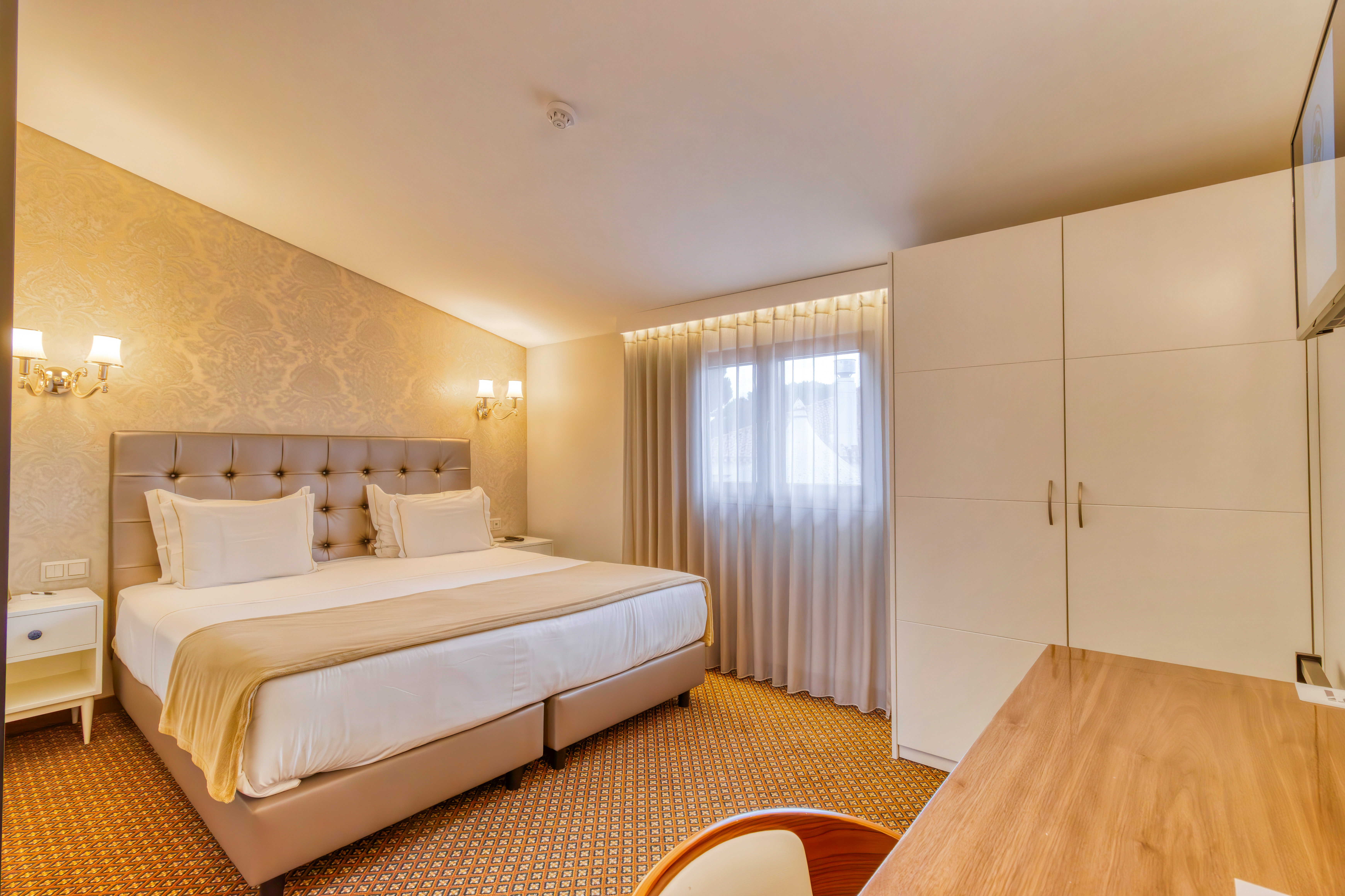 Double or Twin Standard