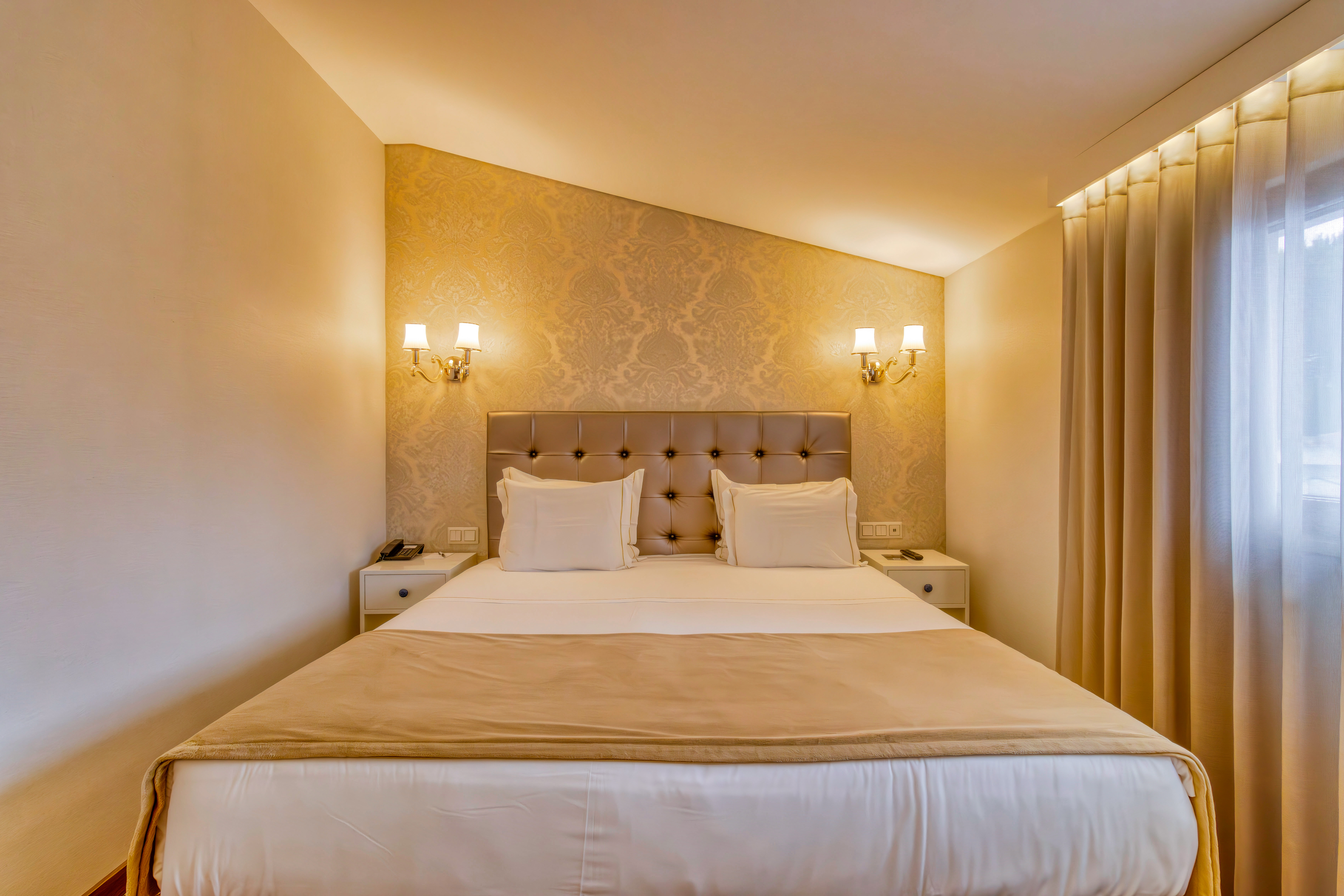 Double or Twin Standard