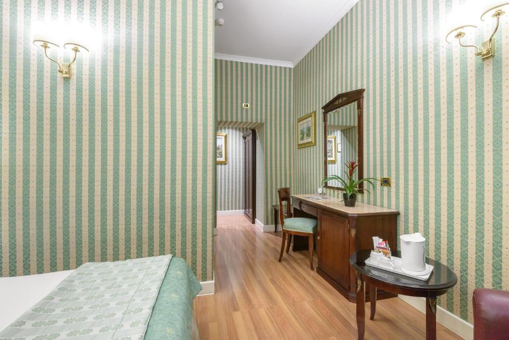 Family Room Standard