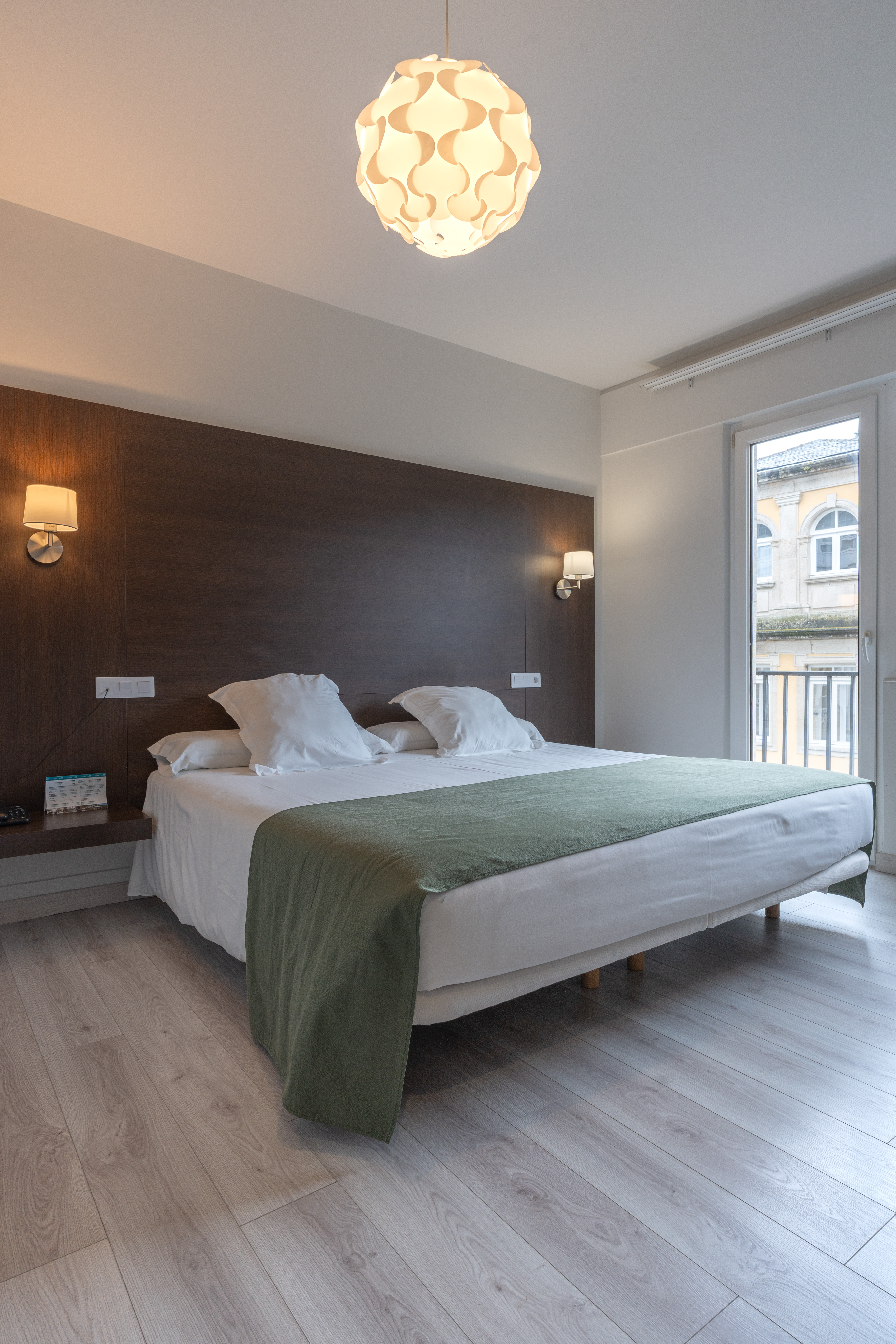 Quadruple Connecting Room