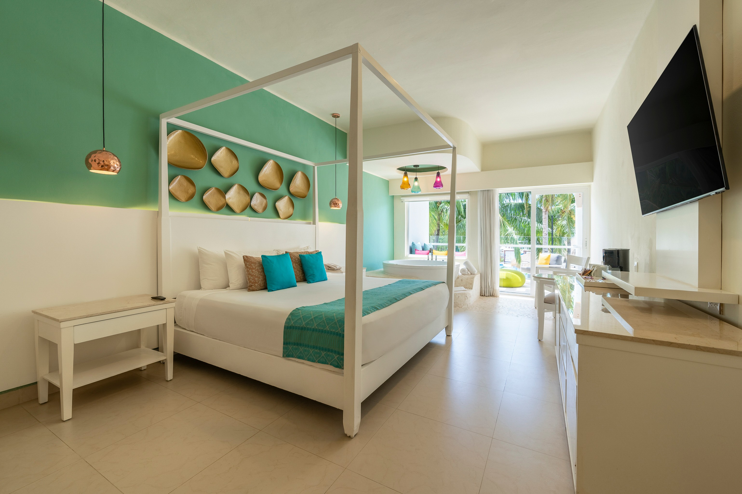 Junior Suite Pool View