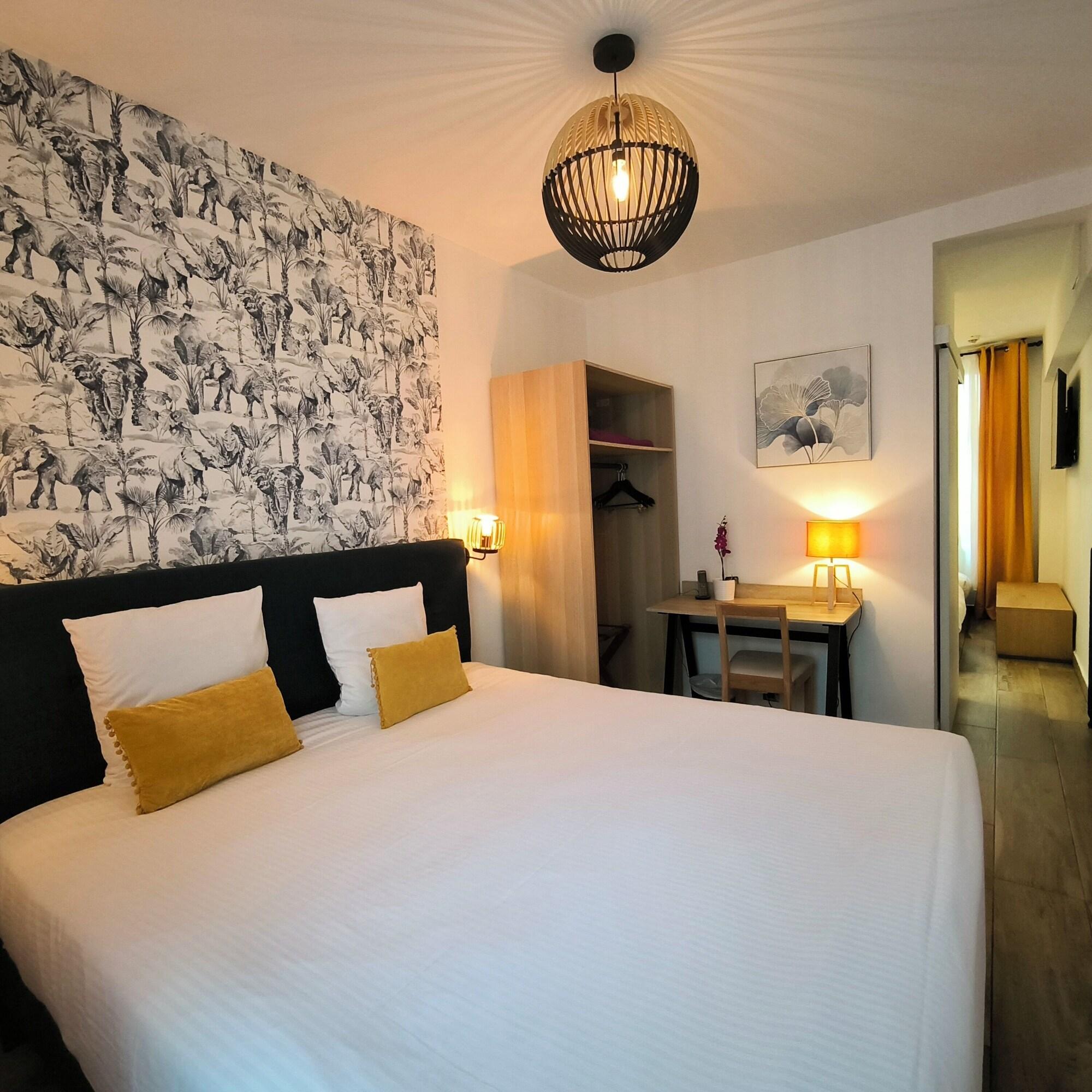 Quadruple Two Double Beds