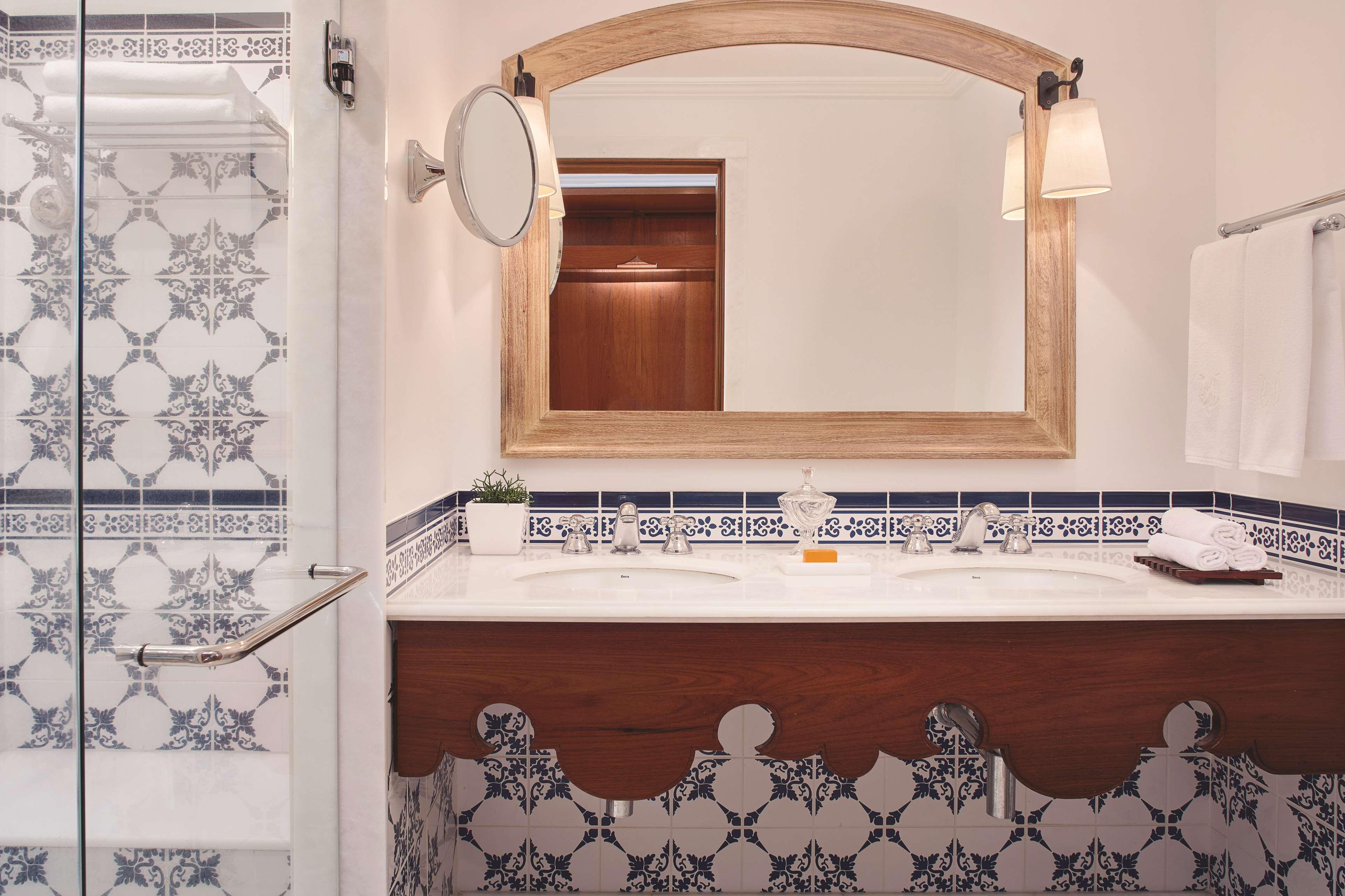 Double Deluxe with Views