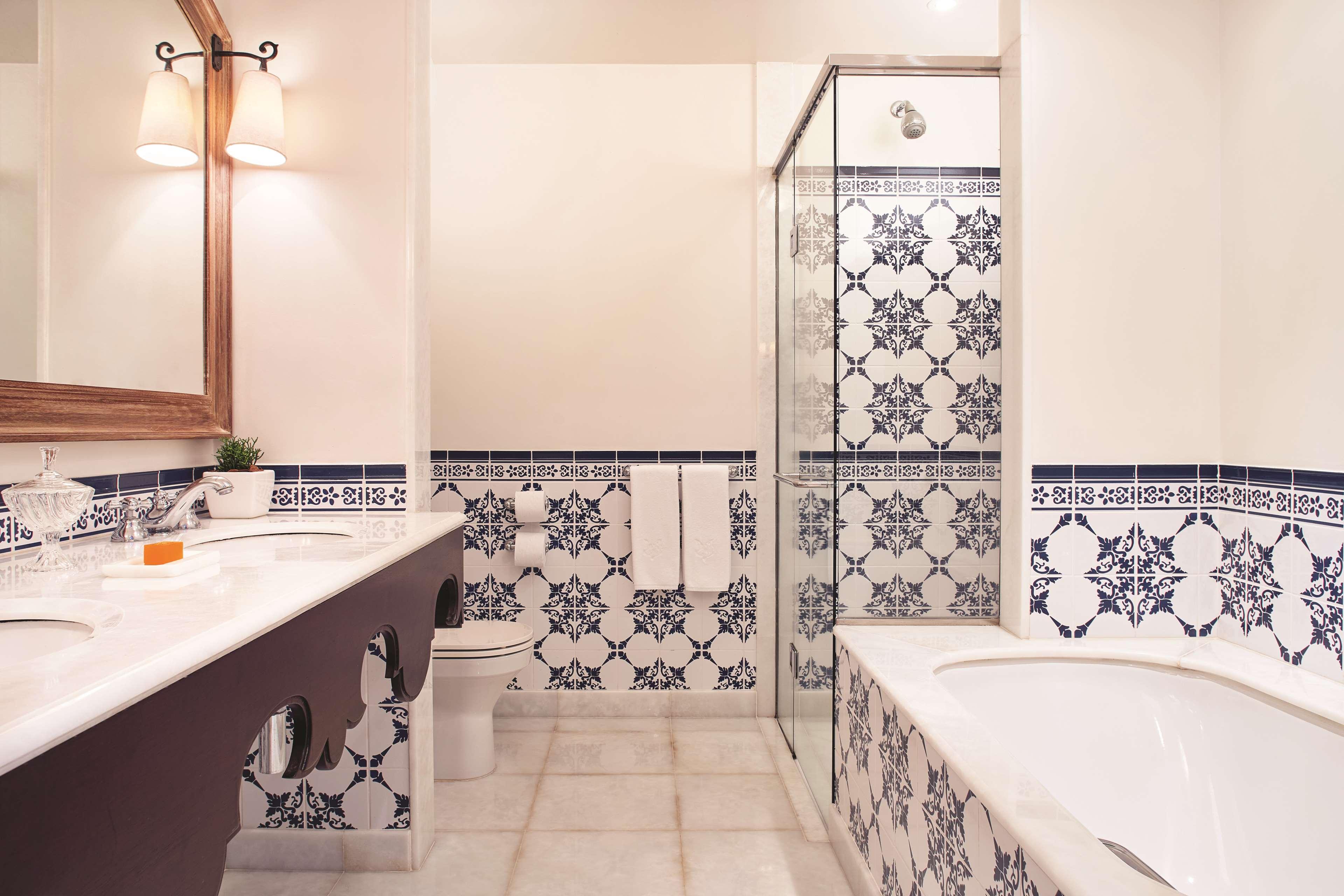 Junior Suite Pool View