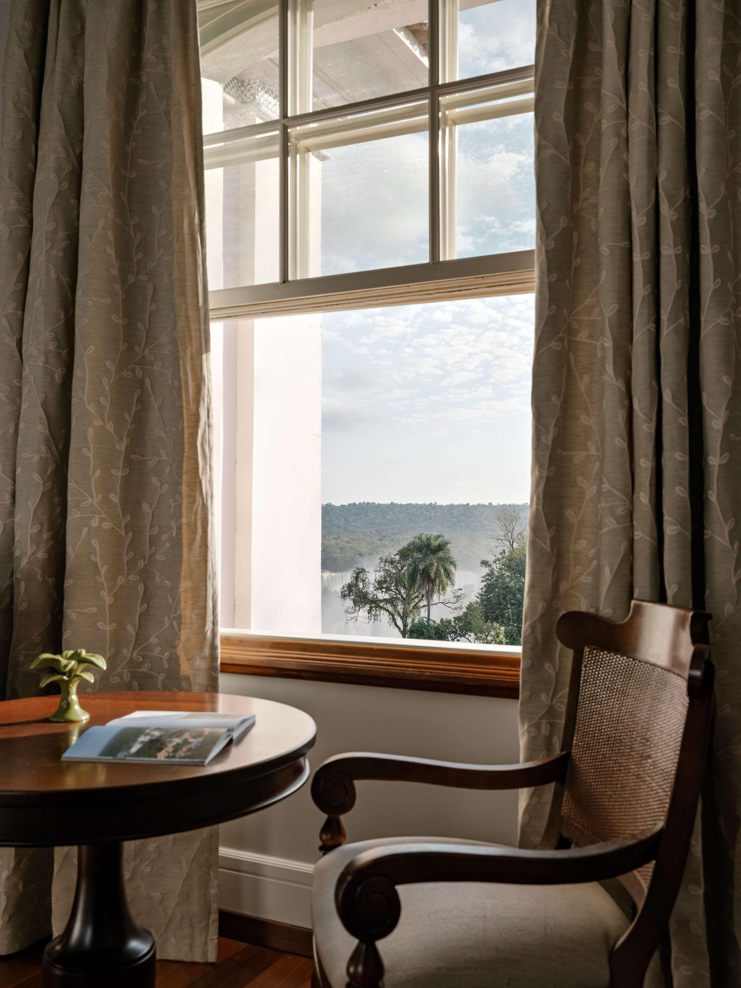 Room Deluxe with Views
