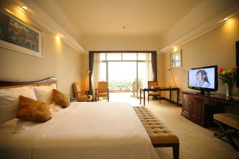 Double or Twin Deluxe